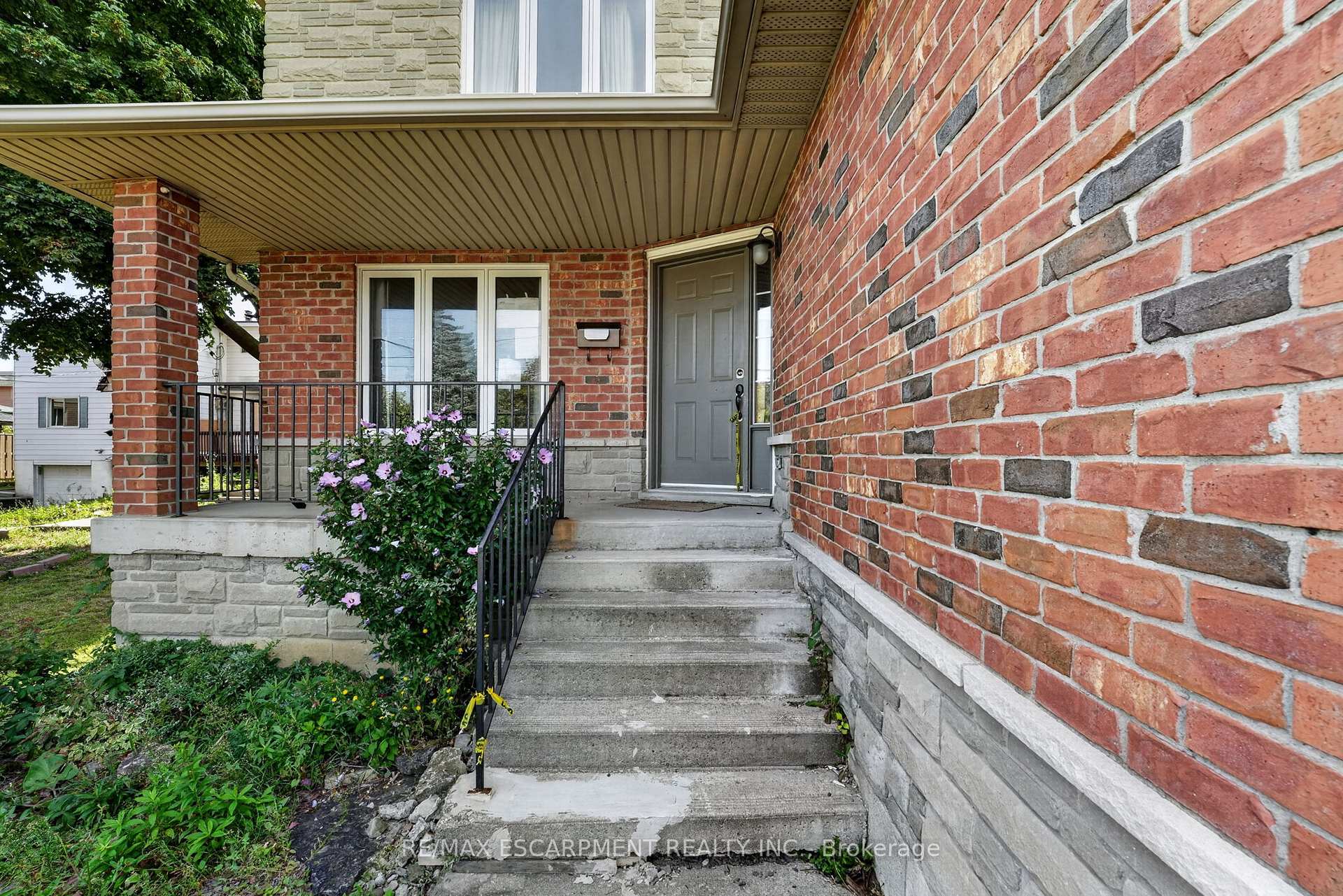 Photo 4 of 1501 Upper Sherman Avenue, Hamilton, Rushdale — HOMEH