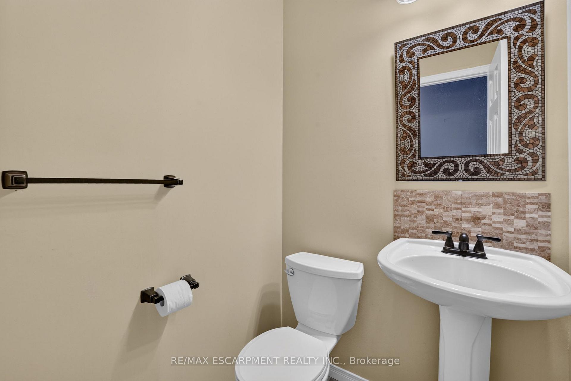 Photo 10 of 1501 Upper Sherman Avenue, Hamilton, Rushdale — HOMEH