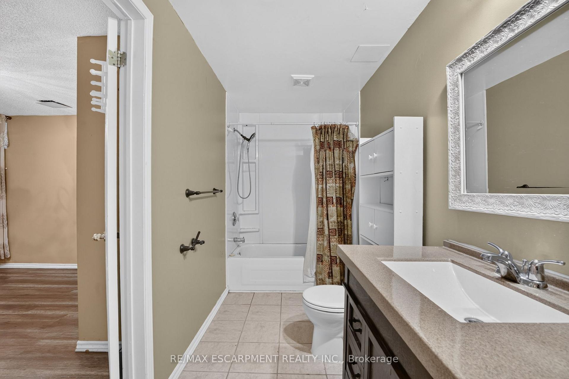 Photo 37 of 1501 Upper Sherman Avenue, Hamilton, Rushdale — HOMEH