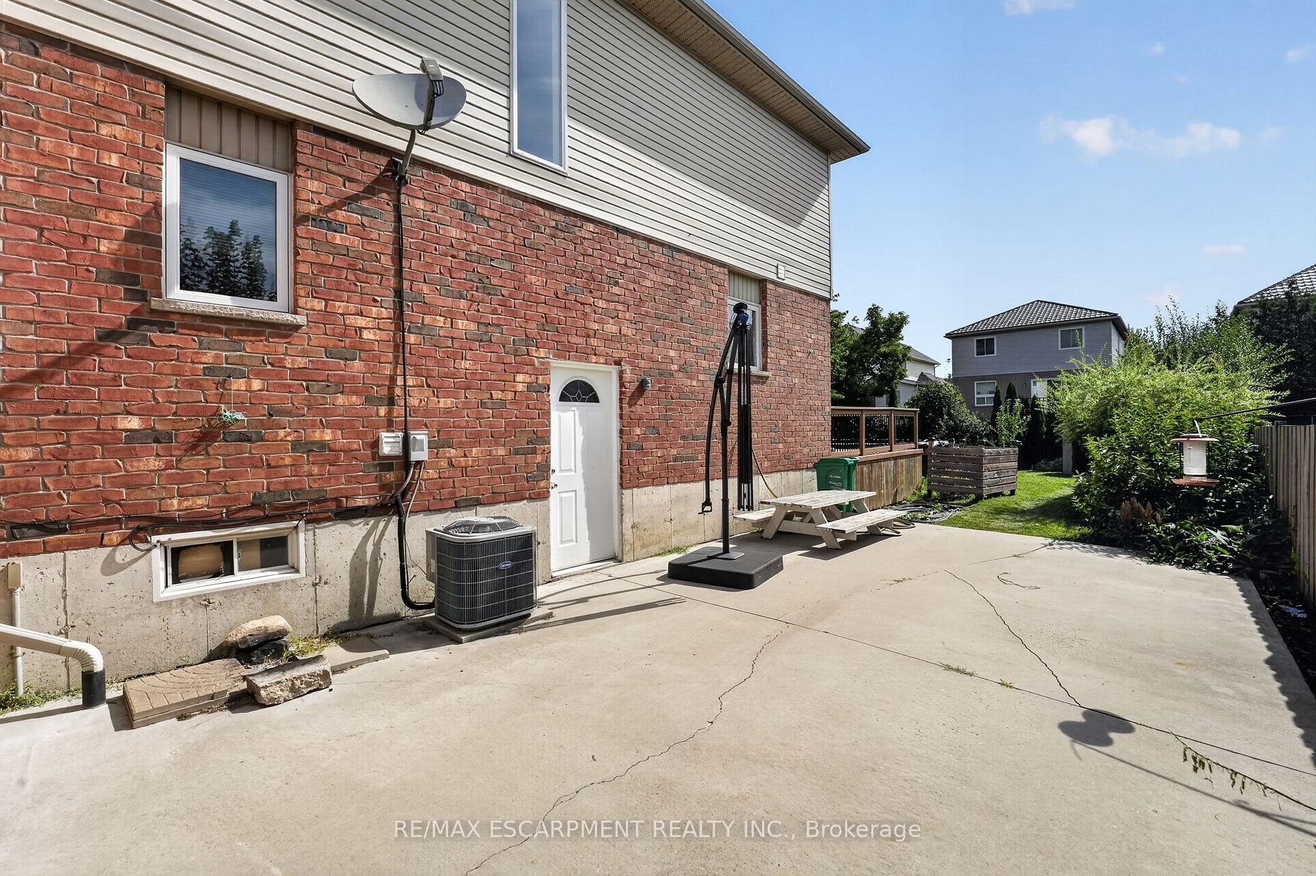Photo 39 of 1501 Upper Sherman Avenue, Hamilton, Rushdale — HOMEH