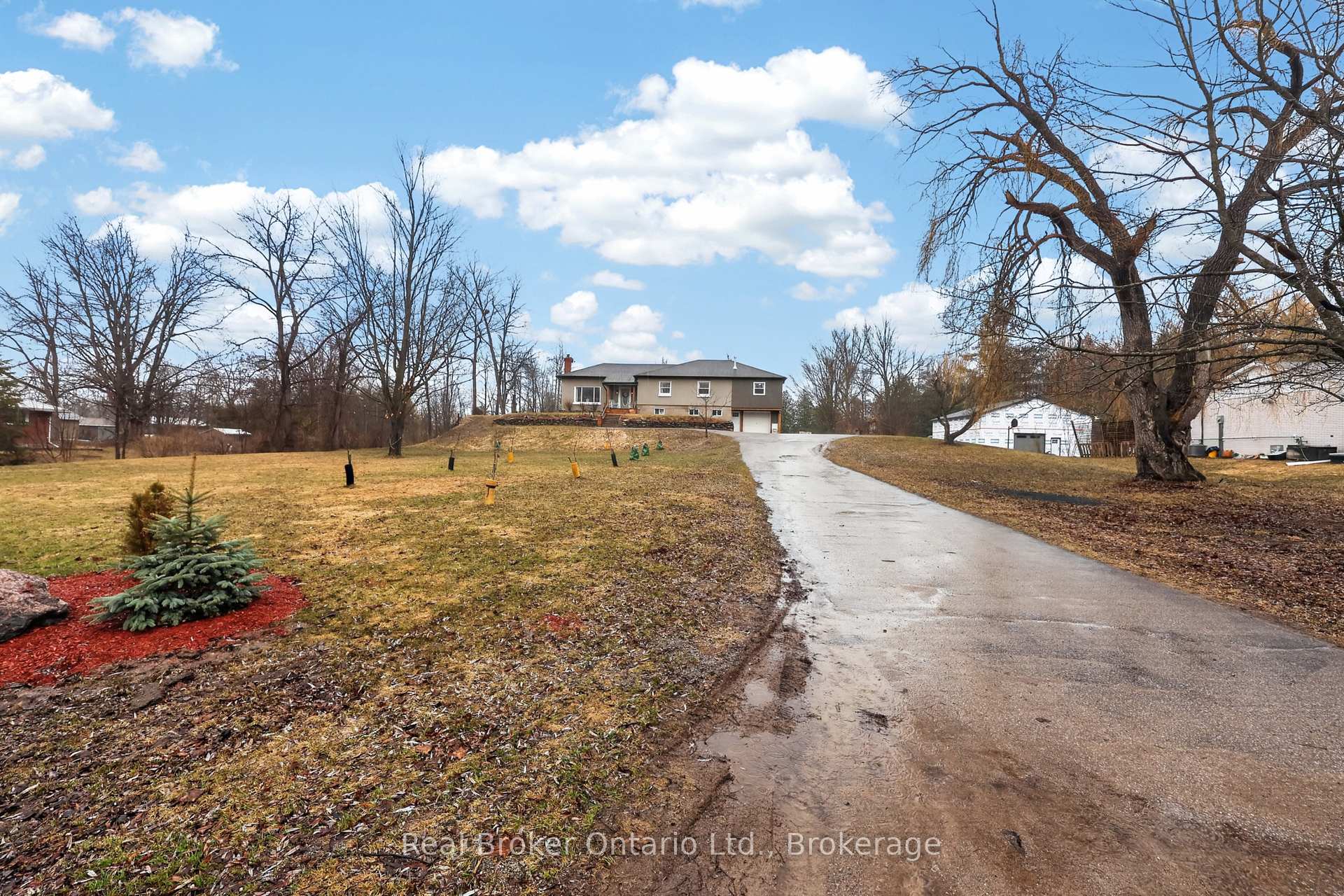 Photo 2 of 1720 Durham Road W, Brock, Rural Brock — HOMEH