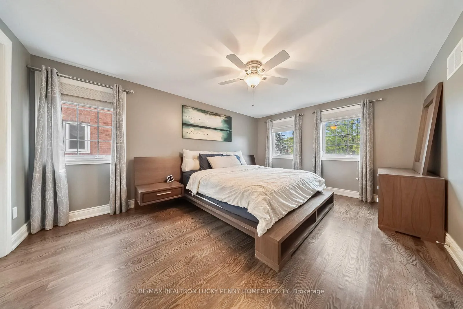 Photo 19 of 57 Longwater Chase, Markham, Unionville — HOMEH