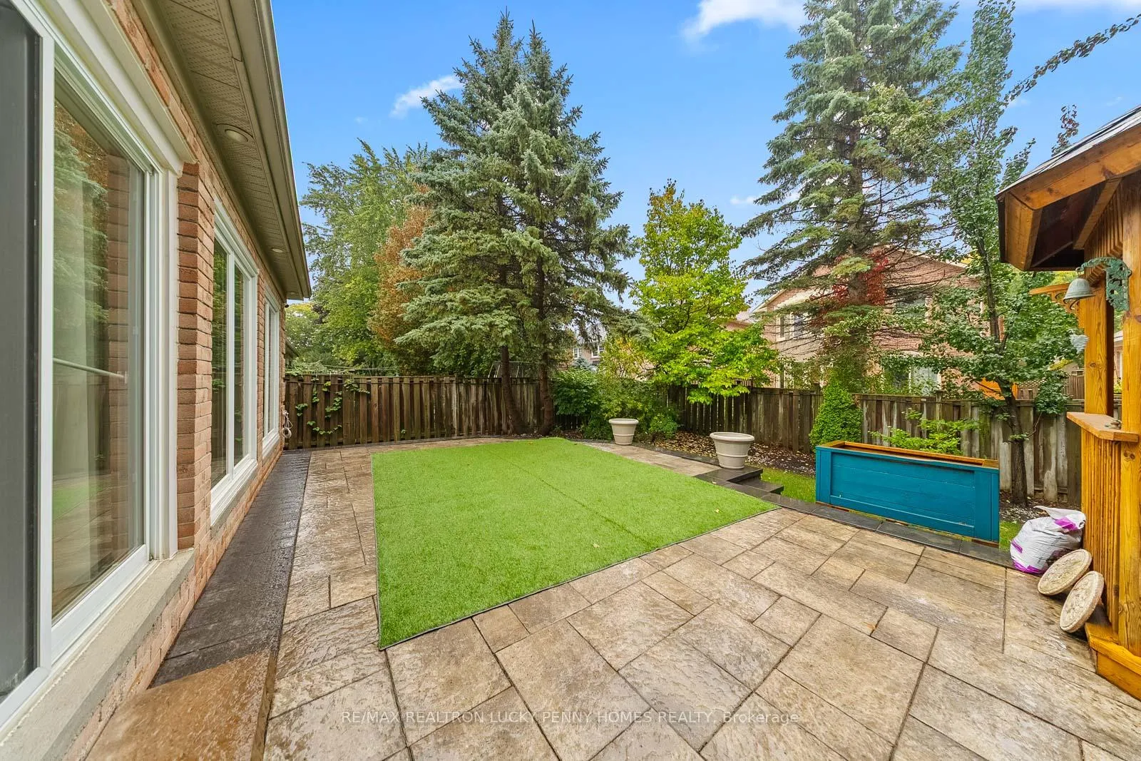 Photo 32 of 57 Longwater Chase, Markham, Unionville — HOMEH