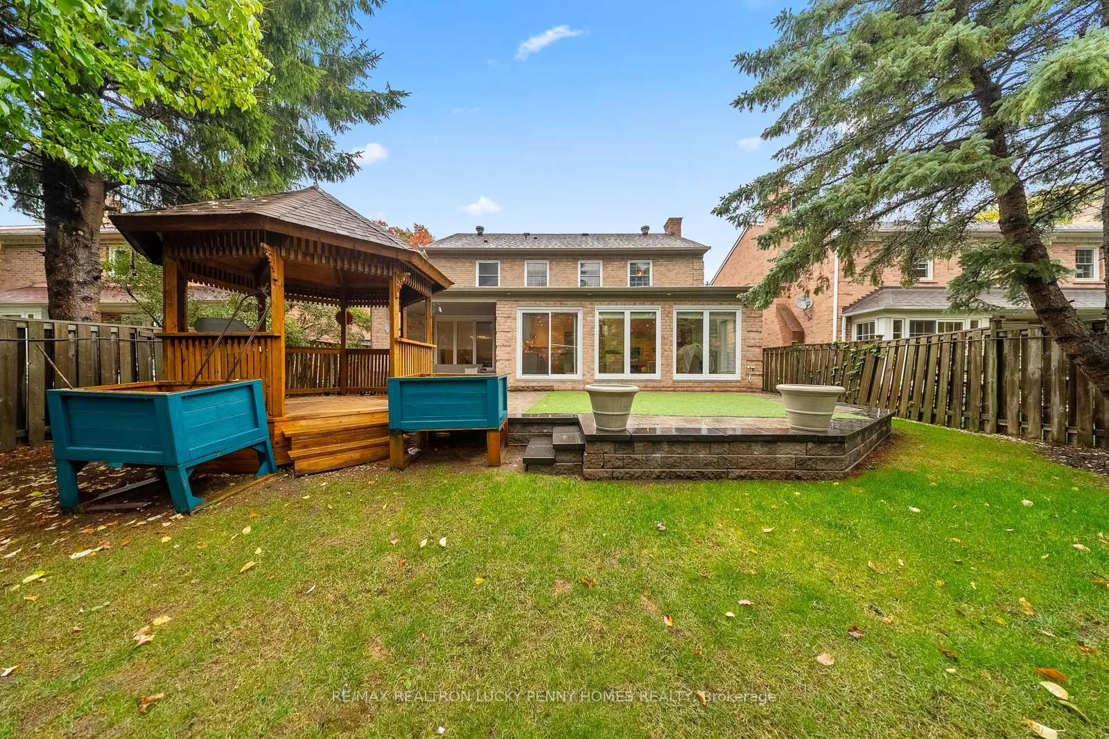 Photo 35 of 57 Longwater Chase, Markham, Unionville — HOMEH
