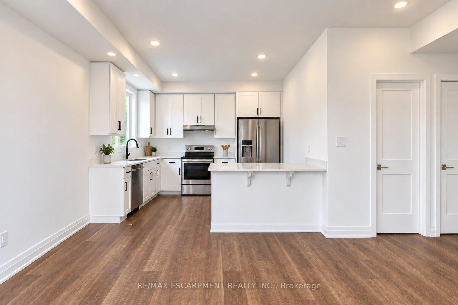 Photo 4 of Unit 1, 86 Poulette Street, Hamilton, Kirkendall — HOMEH
