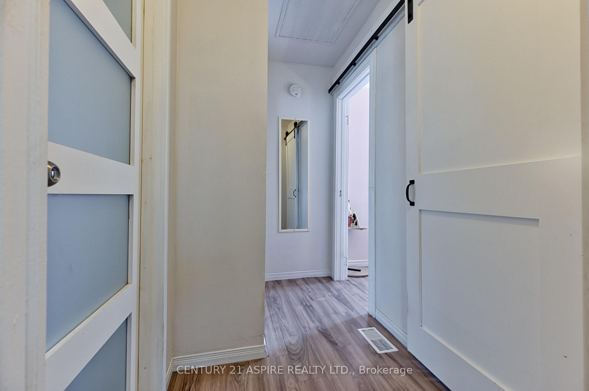 Photo 17 of 648 Moffat Street, Pembroke, Pembroke — HOMEH