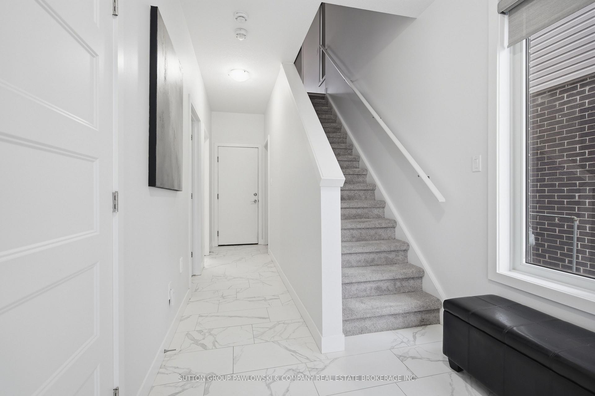 Photo 3 of Unit 26, 3380 Singleton Avenue, London, South W — HOMEH