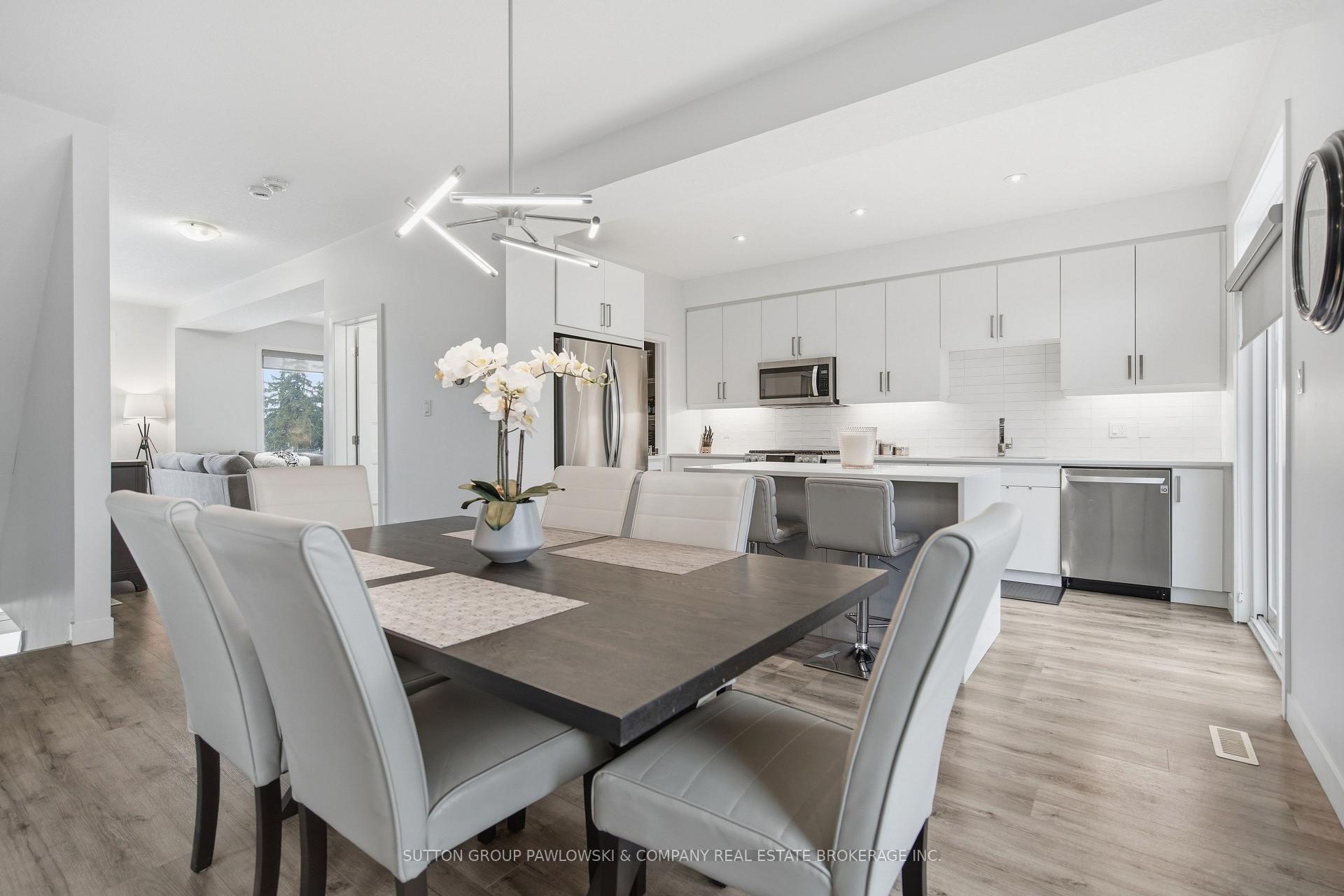 Photo 9 of Unit 26, 3380 Singleton Avenue, London, South W — HOMEH