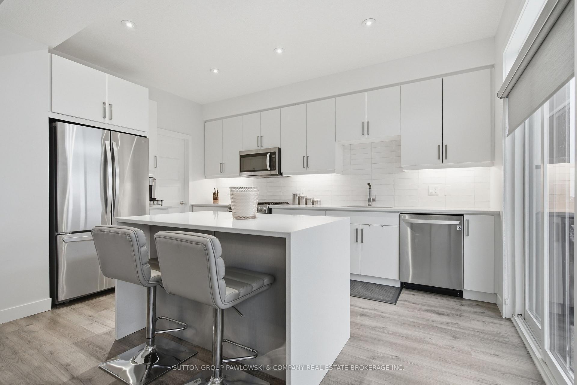 Photo 10 of Unit 26, 3380 Singleton Avenue, London, South W — HOMEH