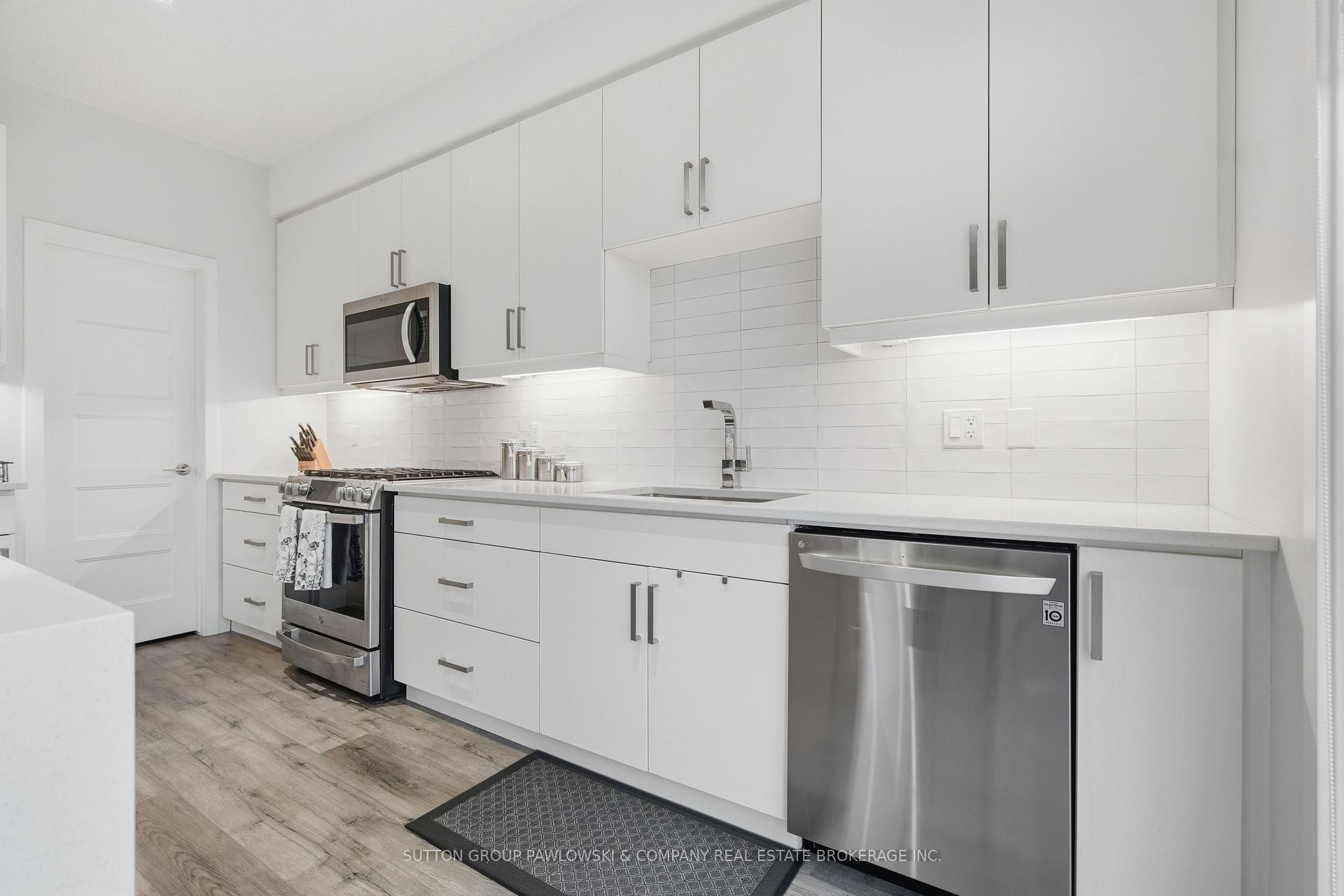Photo 13 of Unit 26, 3380 Singleton Avenue, London, South W — HOMEH