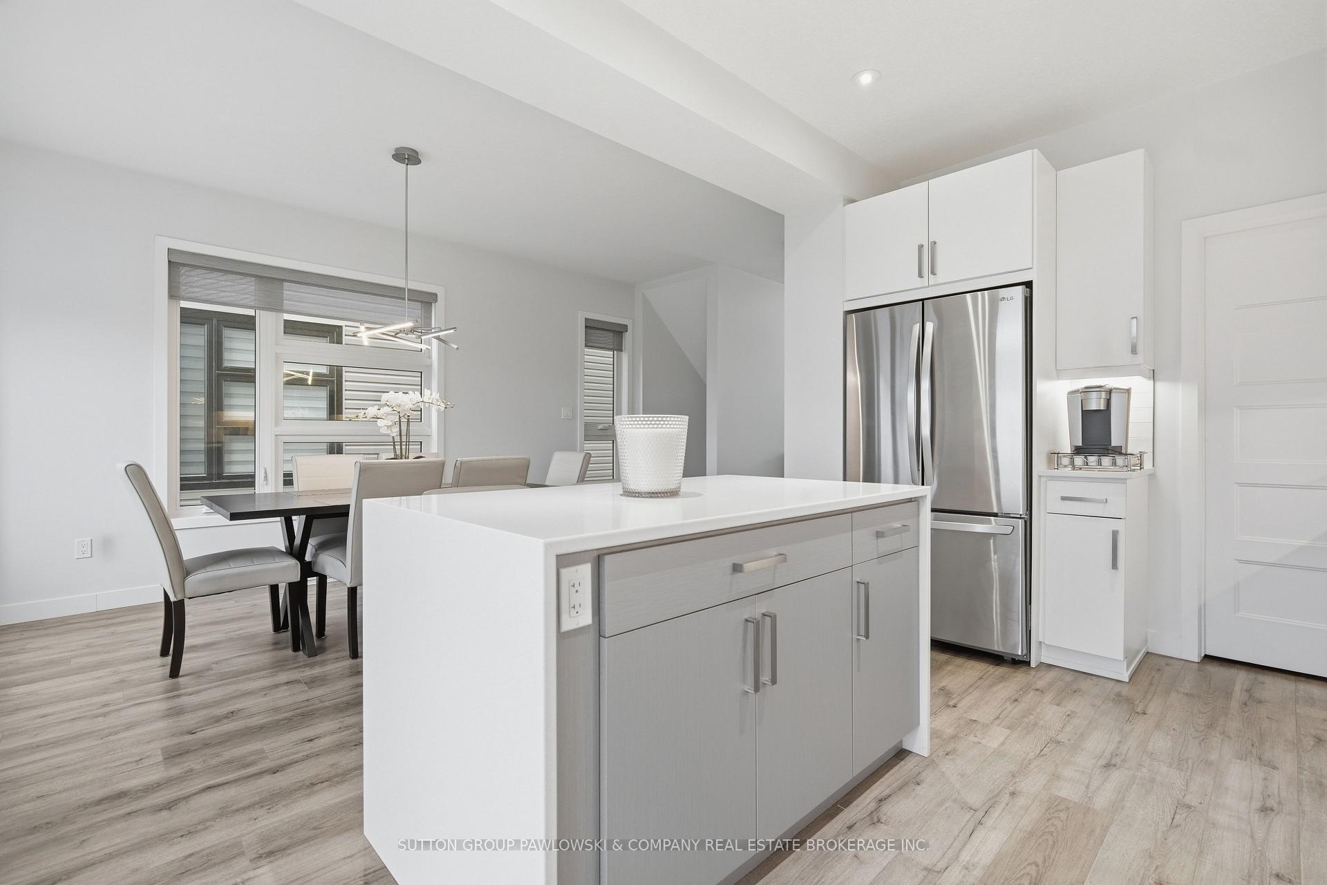 Photo 15 of Unit 26, 3380 Singleton Avenue, London, South W — HOMEH