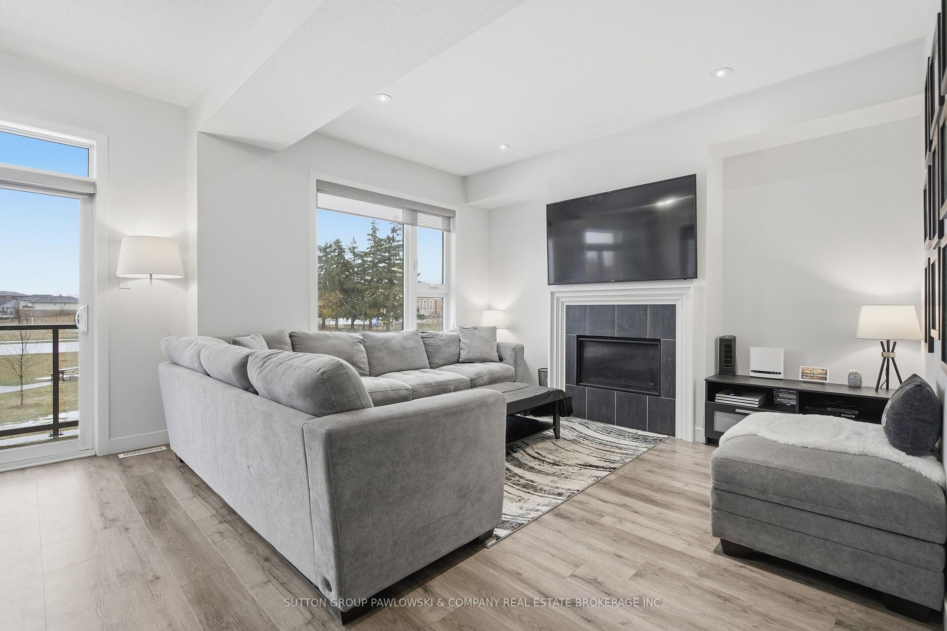 Photo 16 of Unit 26, 3380 Singleton Avenue, London, South W — HOMEH
