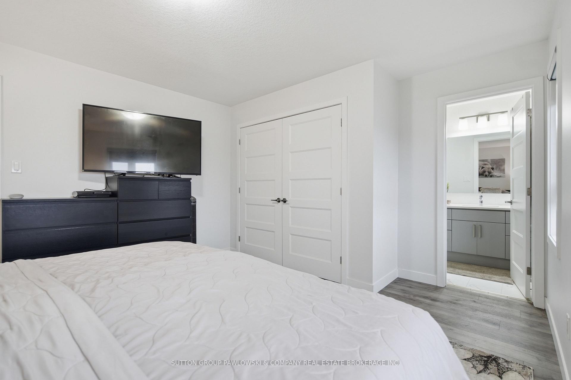 Photo 25 of Unit 26, 3380 Singleton Avenue, London, South W — HOMEH