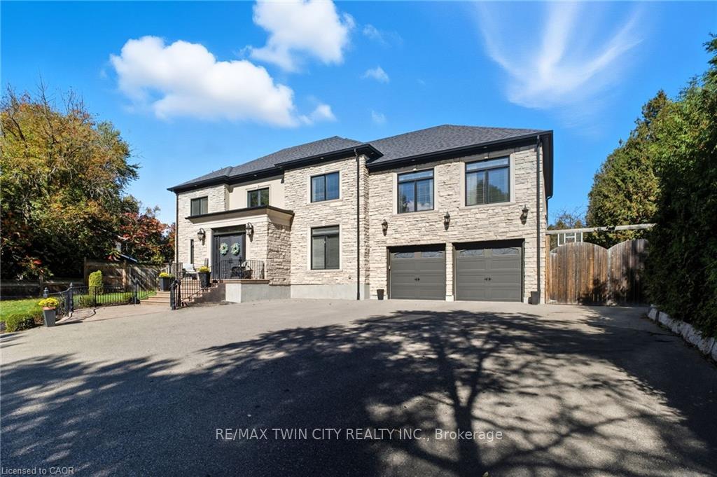 Photo 3 of 855 Avenue Road, Cambridge, Fiddlesticks — HOMEH