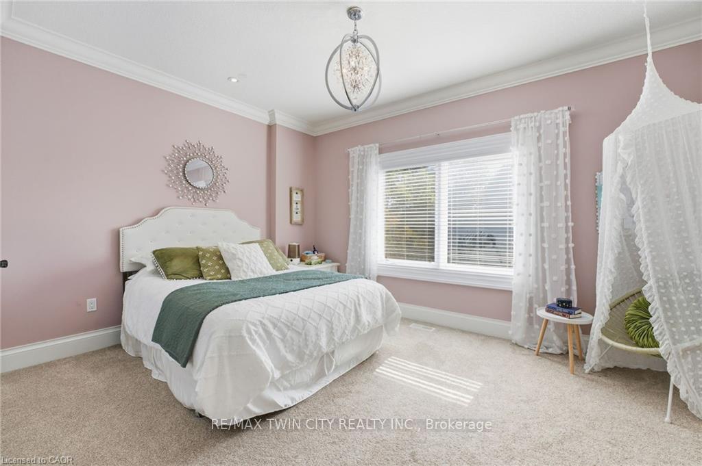 Photo 27 of 855 Avenue Road, Cambridge, Fiddlesticks — HOMEH