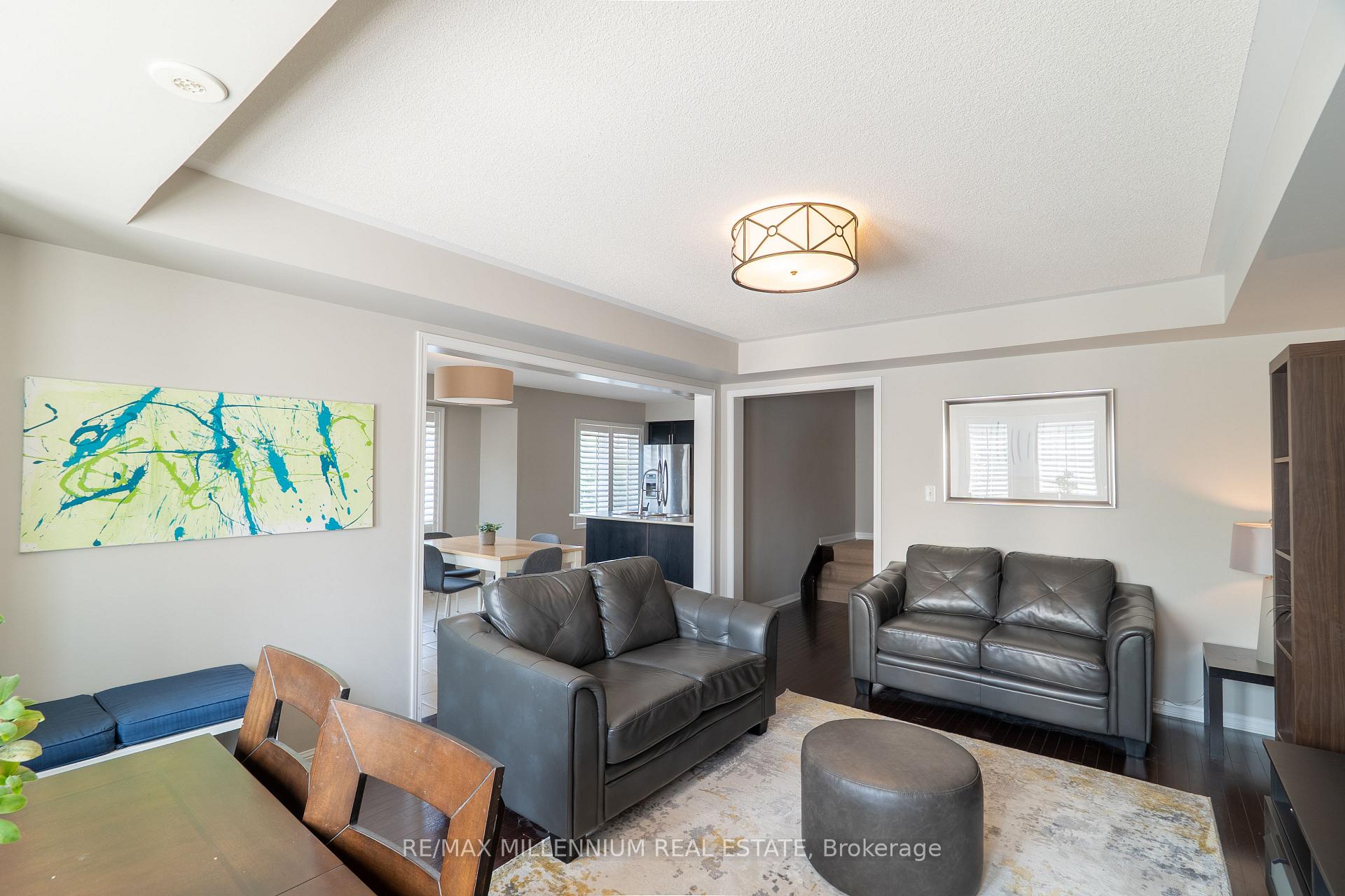 Photo 6 of Unit 17, 2614 Dashwood Drive, Oakville, West Oak Trails — HOMEH
