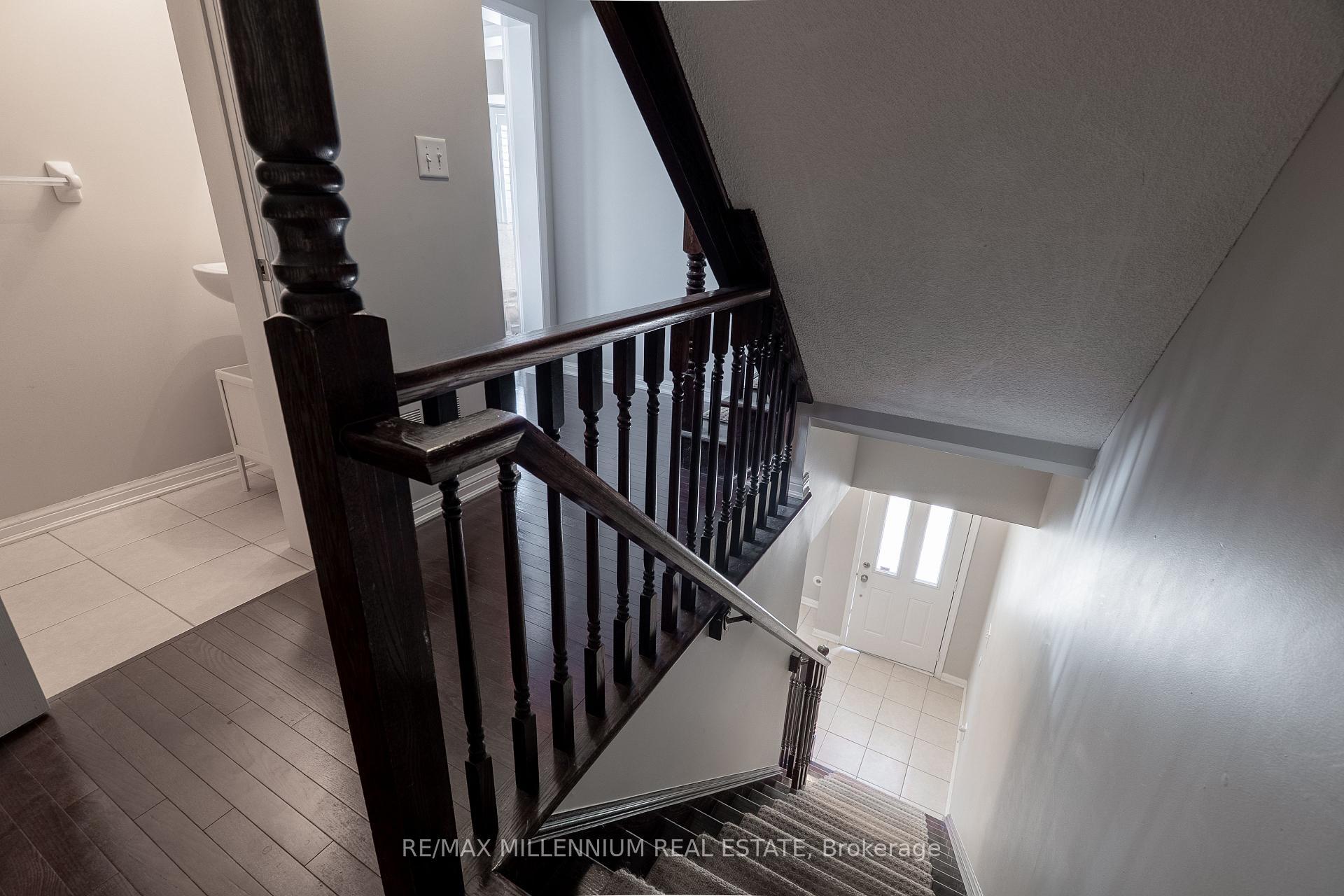 Photo 14 of Unit 17, 2614 Dashwood Drive, Oakville, West Oak Trails — HOMEH