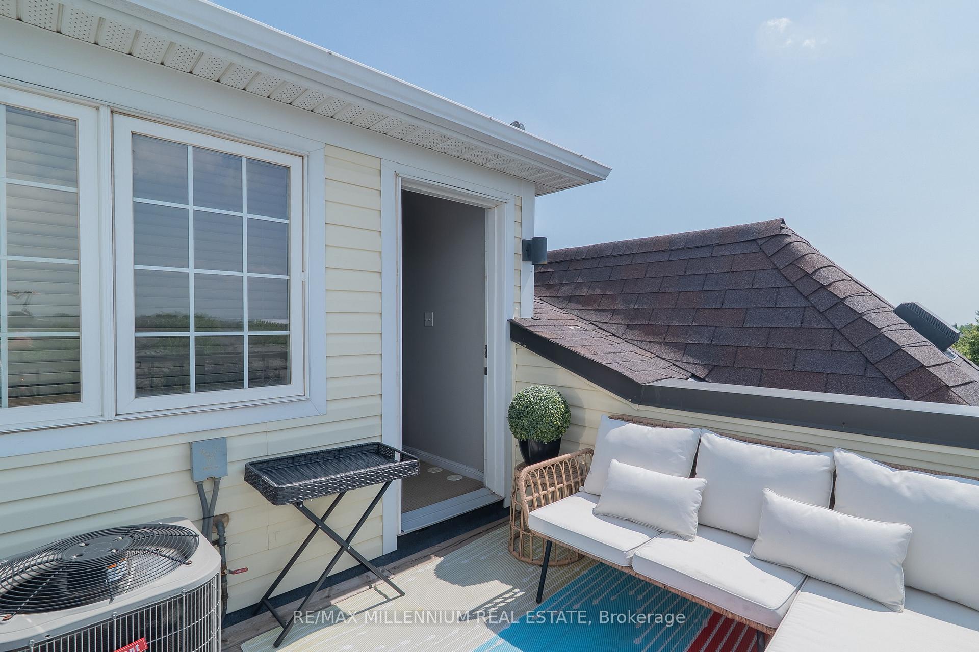 Photo 20 of Unit 17, 2614 Dashwood Drive, Oakville, West Oak Trails — HOMEH