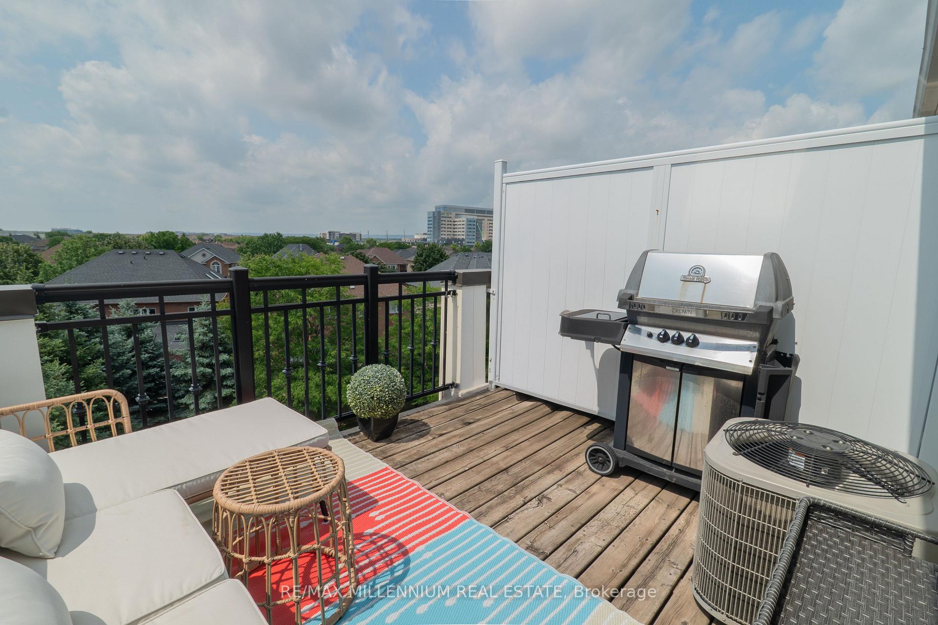 Photo 21 of Unit 17, 2614 Dashwood Drive, Oakville, West Oak Trails — HOMEH