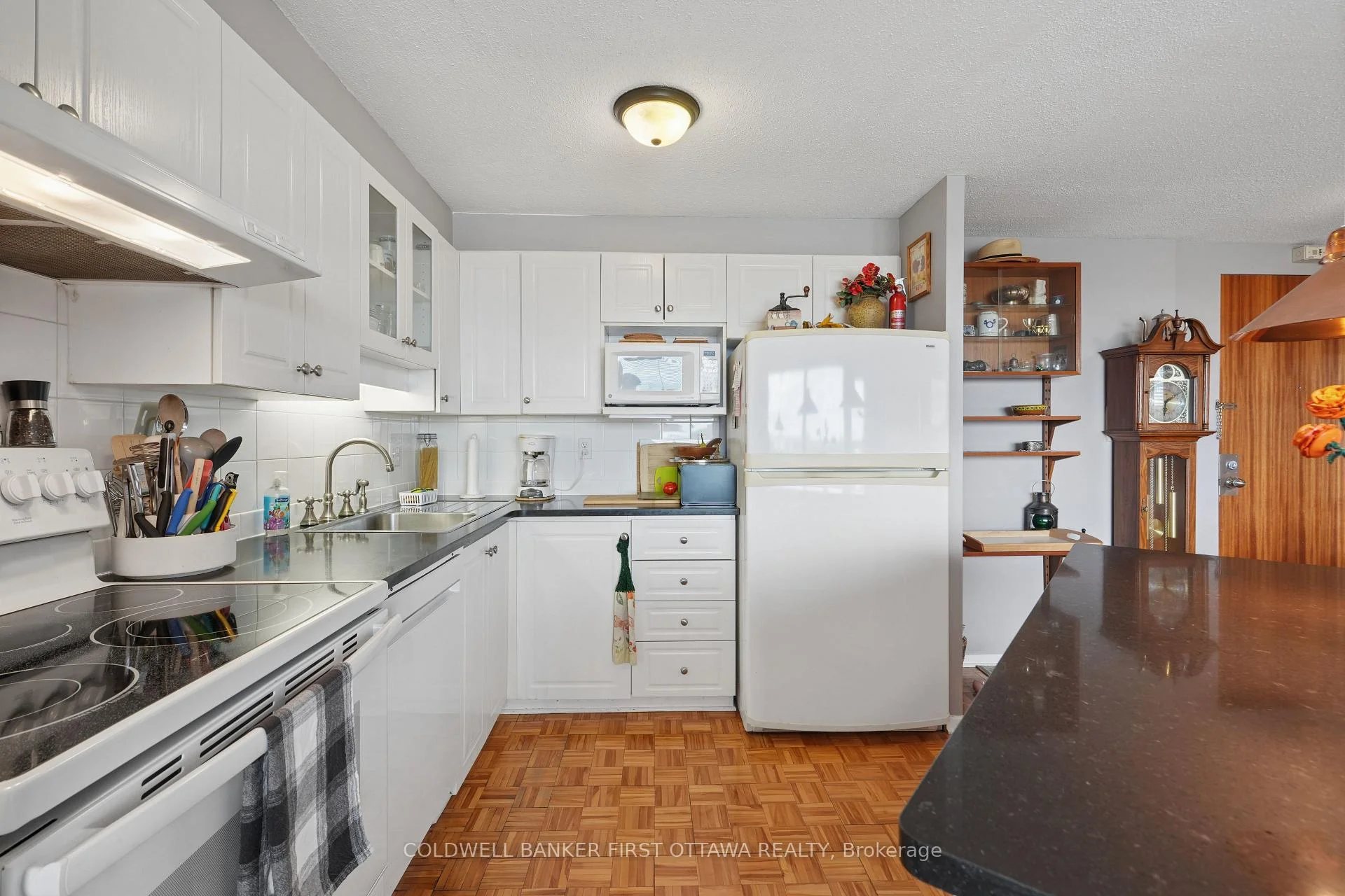 Photo 16 of Unit 817, 3100 Carling Avenue, Ottawa, Bayshore — HOMEH