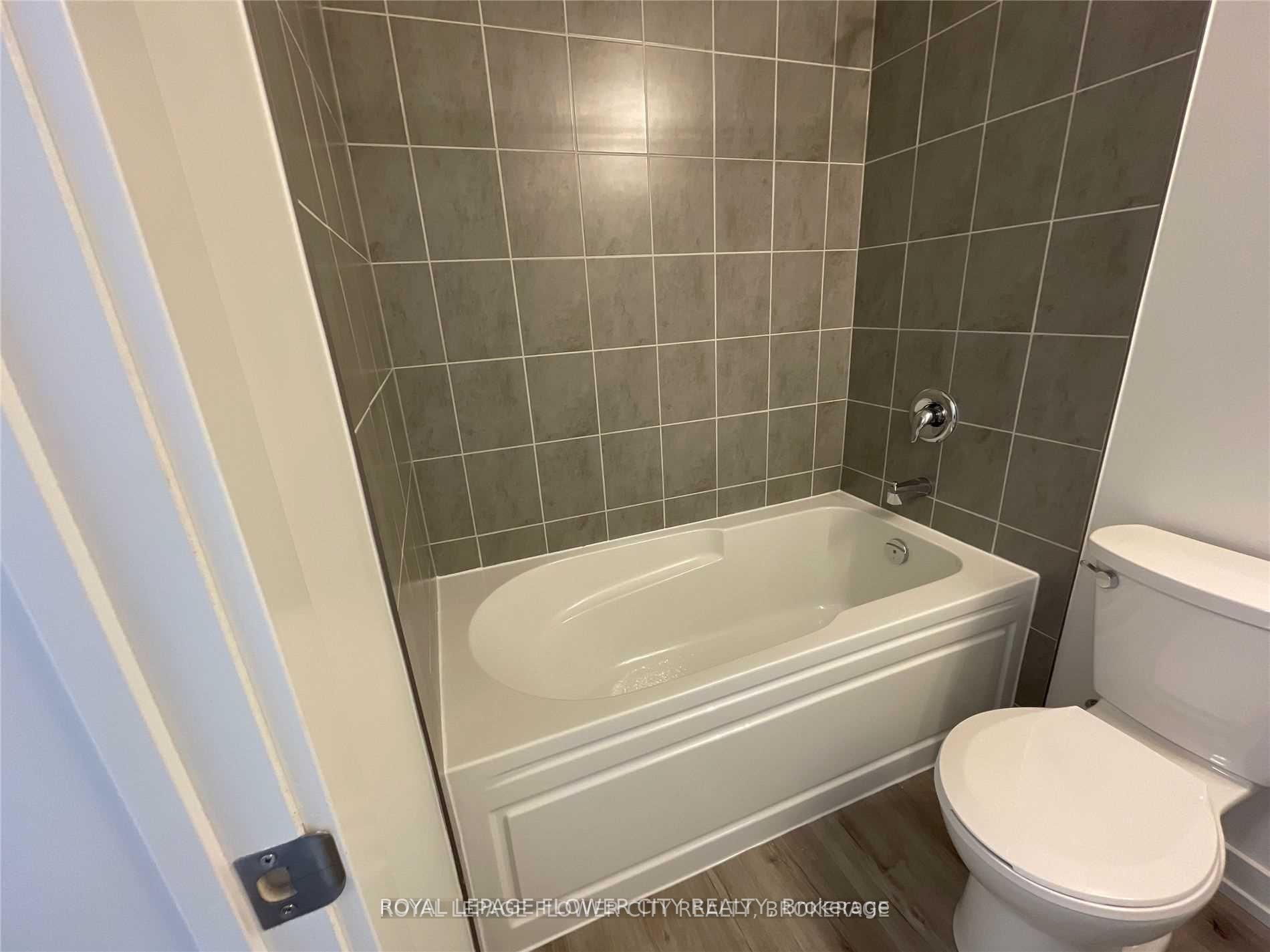 Photo 8 of Unit 206, 247 Northfield Drive E, Waterloo, Colonial Acres — HOMEH