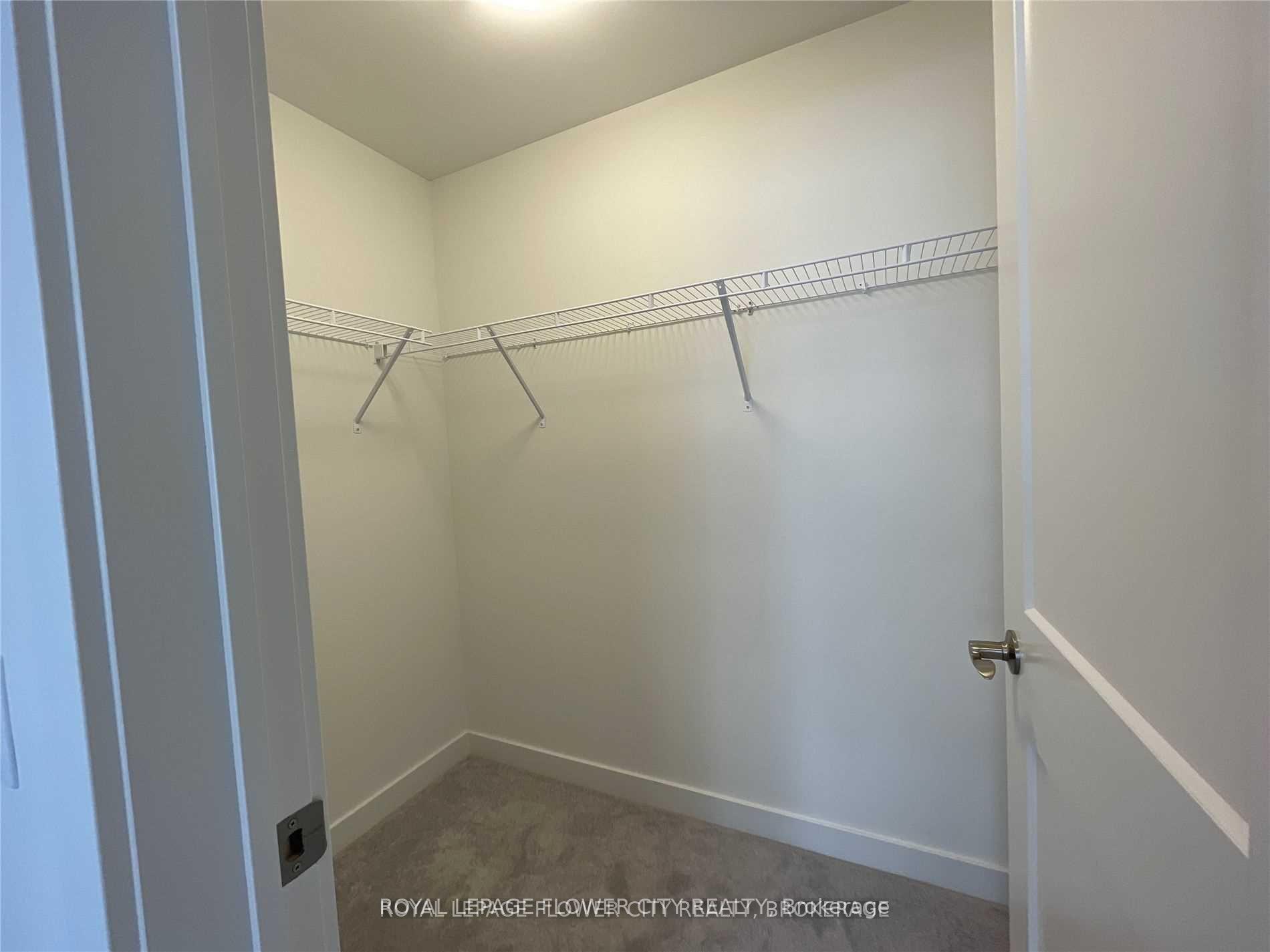 Photo 12 of Unit 206, 247 Northfield Drive E, Waterloo, Colonial Acres — HOMEH
