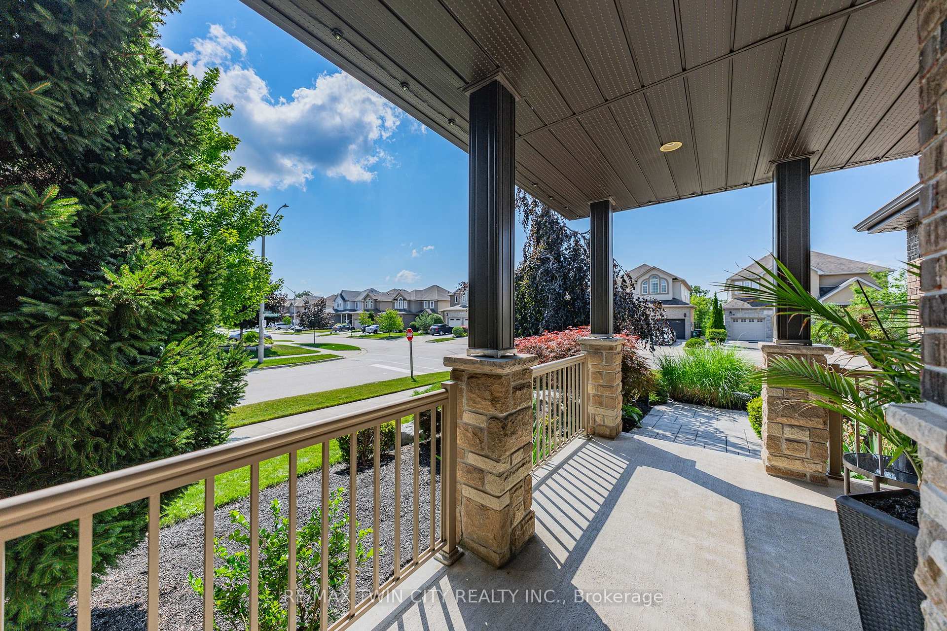 Photo 7 of 101 Fitzgerald Drive, Cambridge, Little's Corners — HOMEH