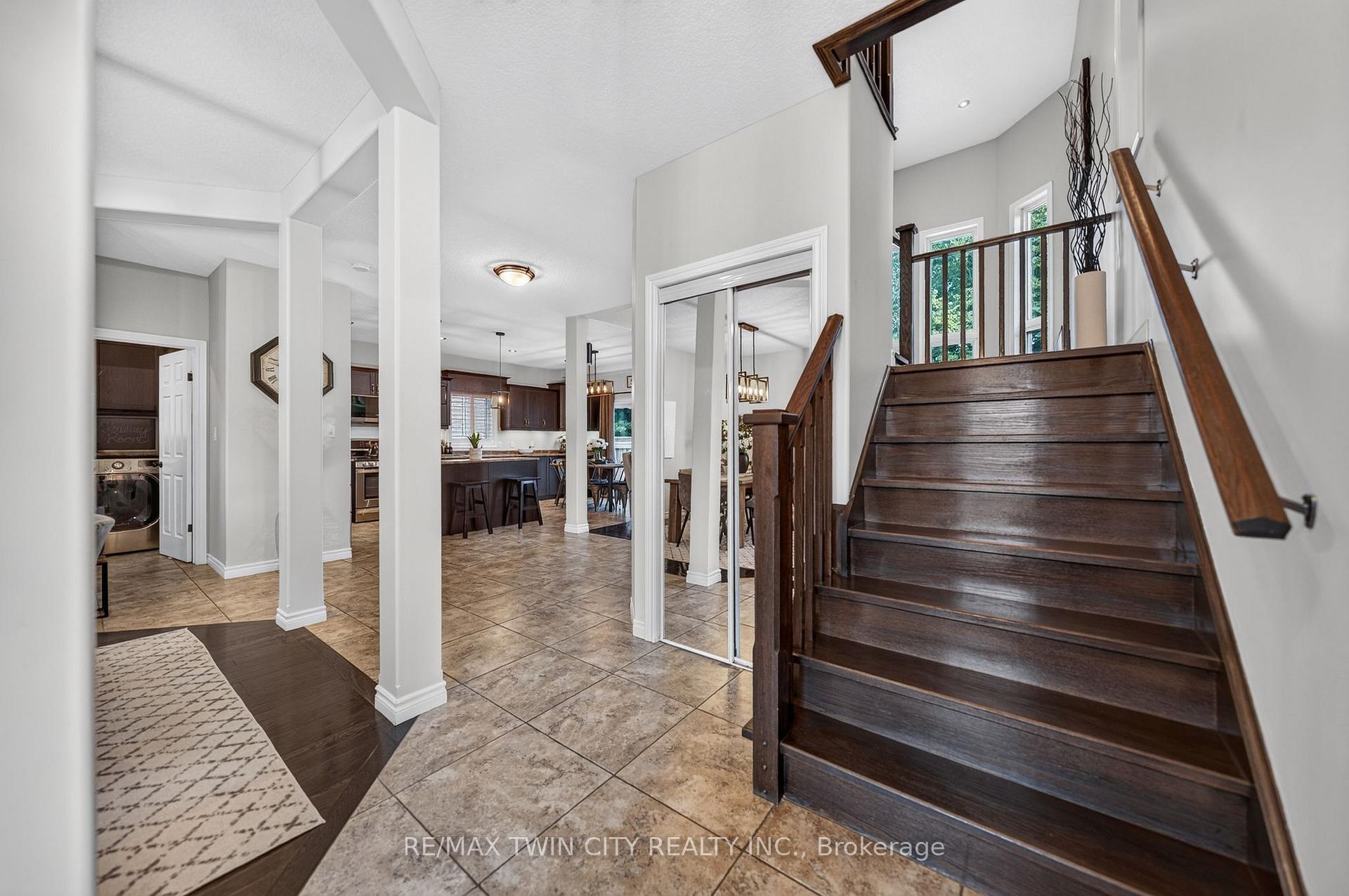 Photo 9 of 101 Fitzgerald Drive, Cambridge, Little's Corners — HOMEH