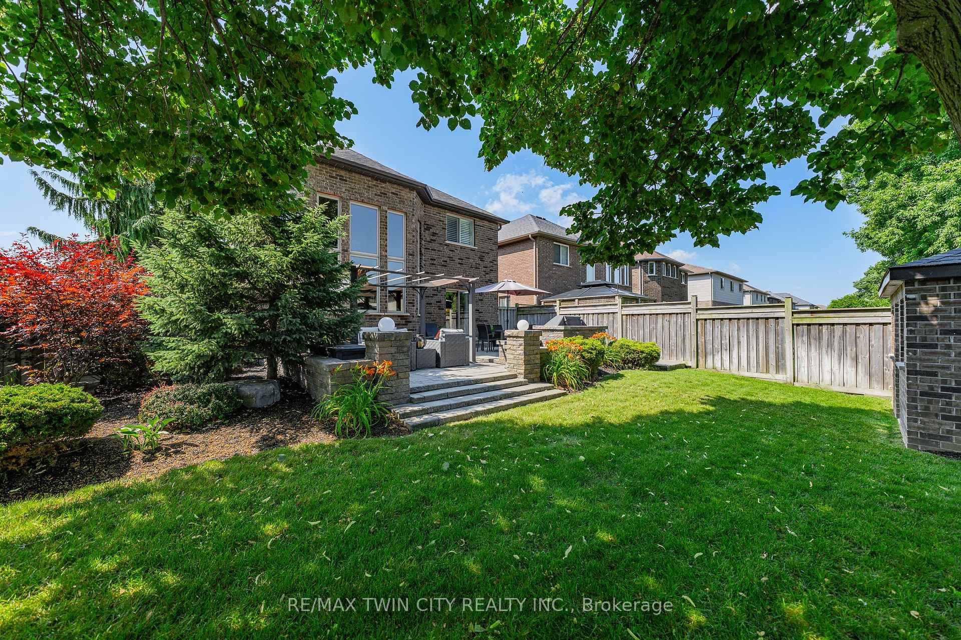 Photo 43 of 101 Fitzgerald Drive, Cambridge, Little's Corners — HOMEH
