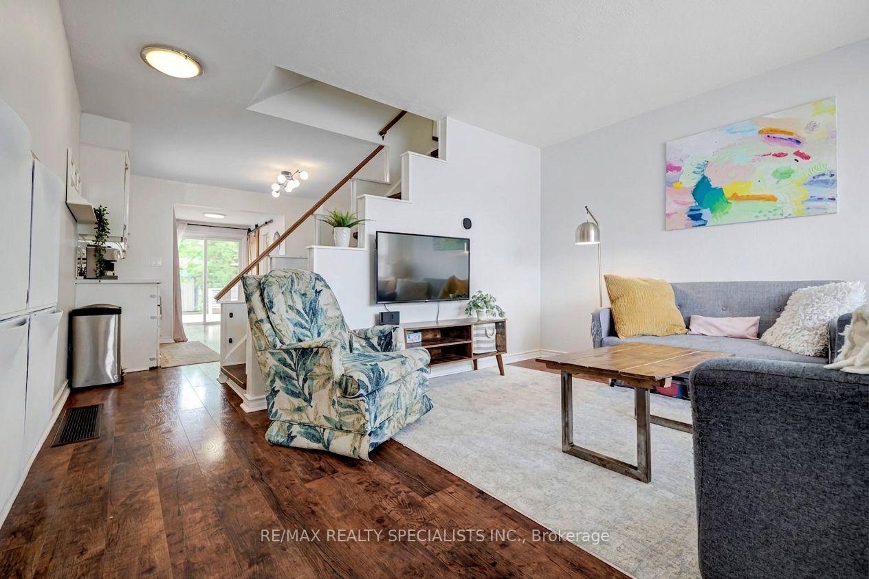 Photo 3 of 53 Harold Street, Etobicoke, Mimico — HOMEH