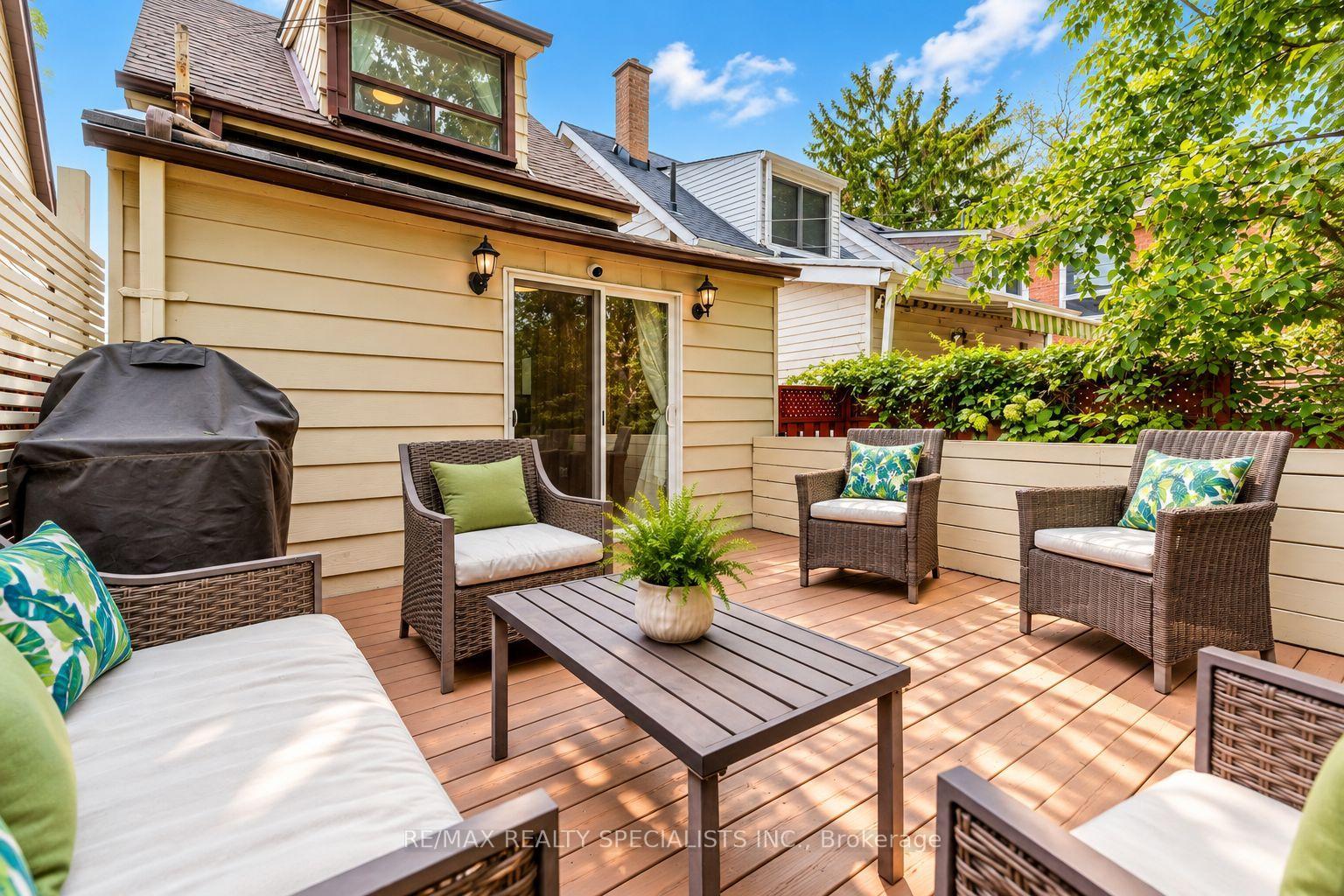 Photo 15 of 53 Harold Street, Etobicoke, Mimico — HOMEH