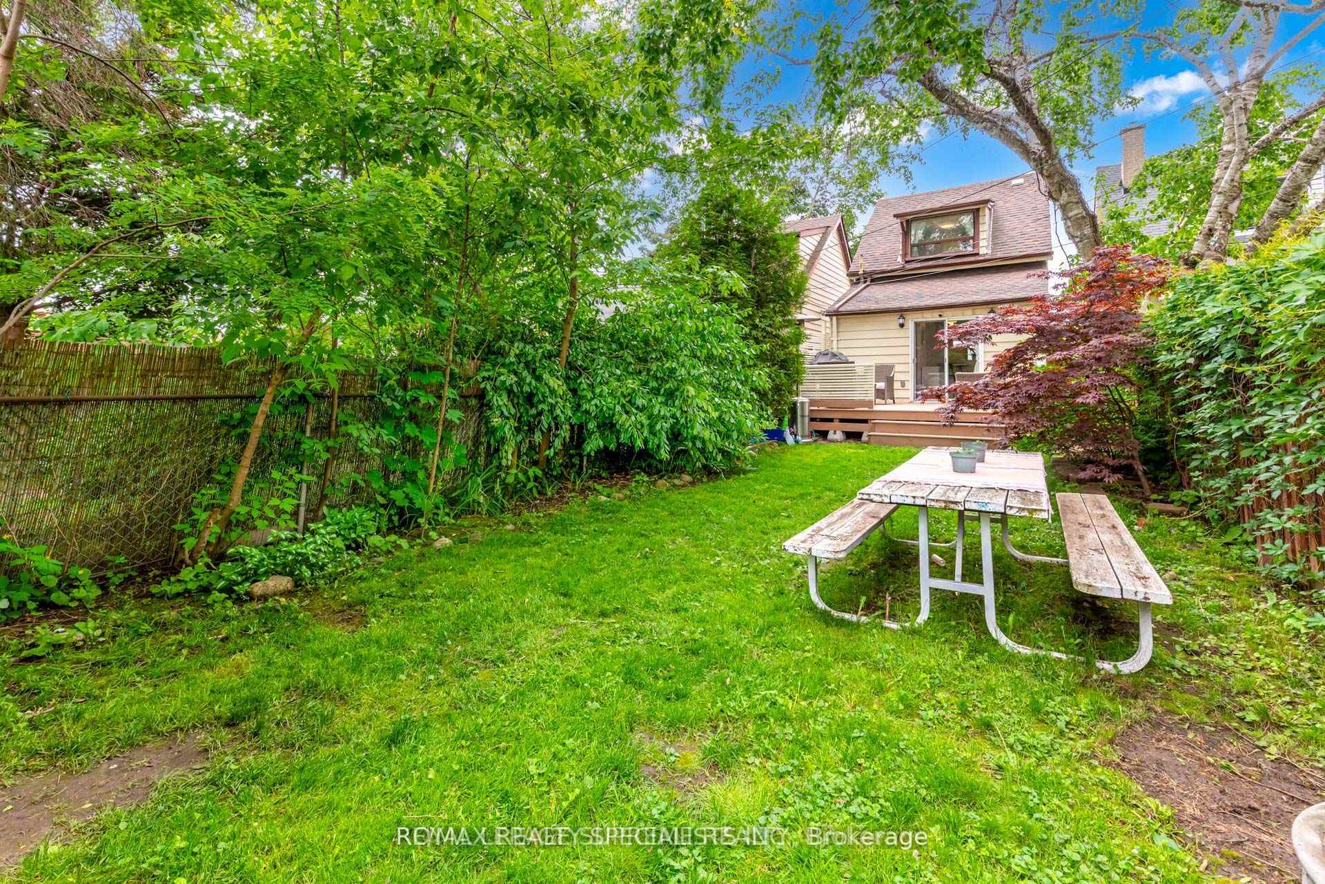 Photo 16 of 53 Harold Street, Etobicoke, Mimico — HOMEH