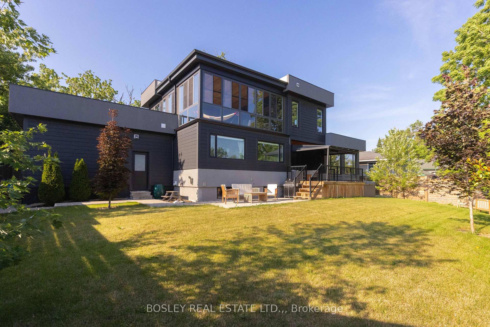 Photo 36 of 29 Rosedale Avenue, Thorold, Port Robinson — HOMEH