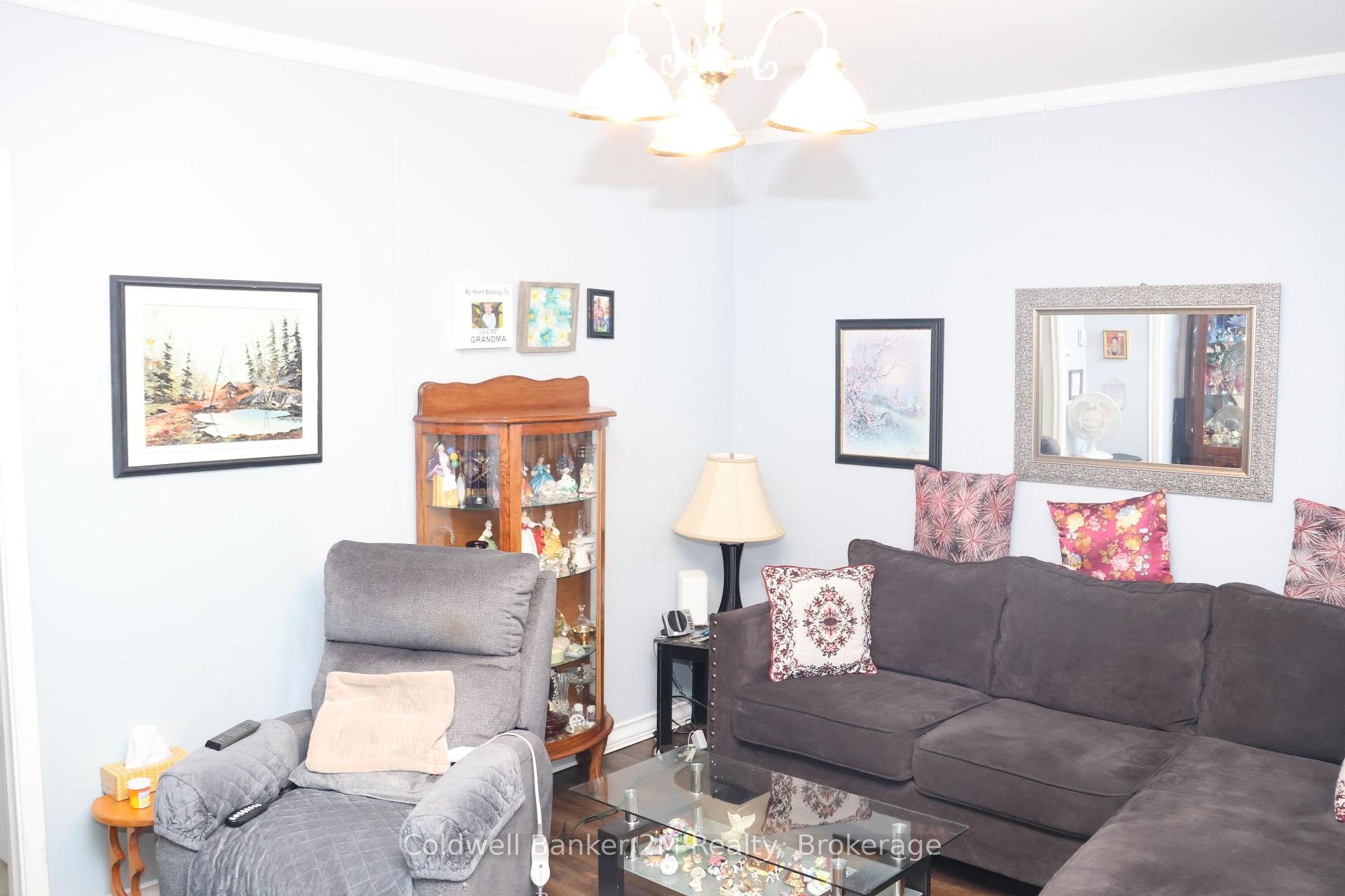 Photo 3 of 119 Nassau Street, Oshawa, Vanier — HOMEH