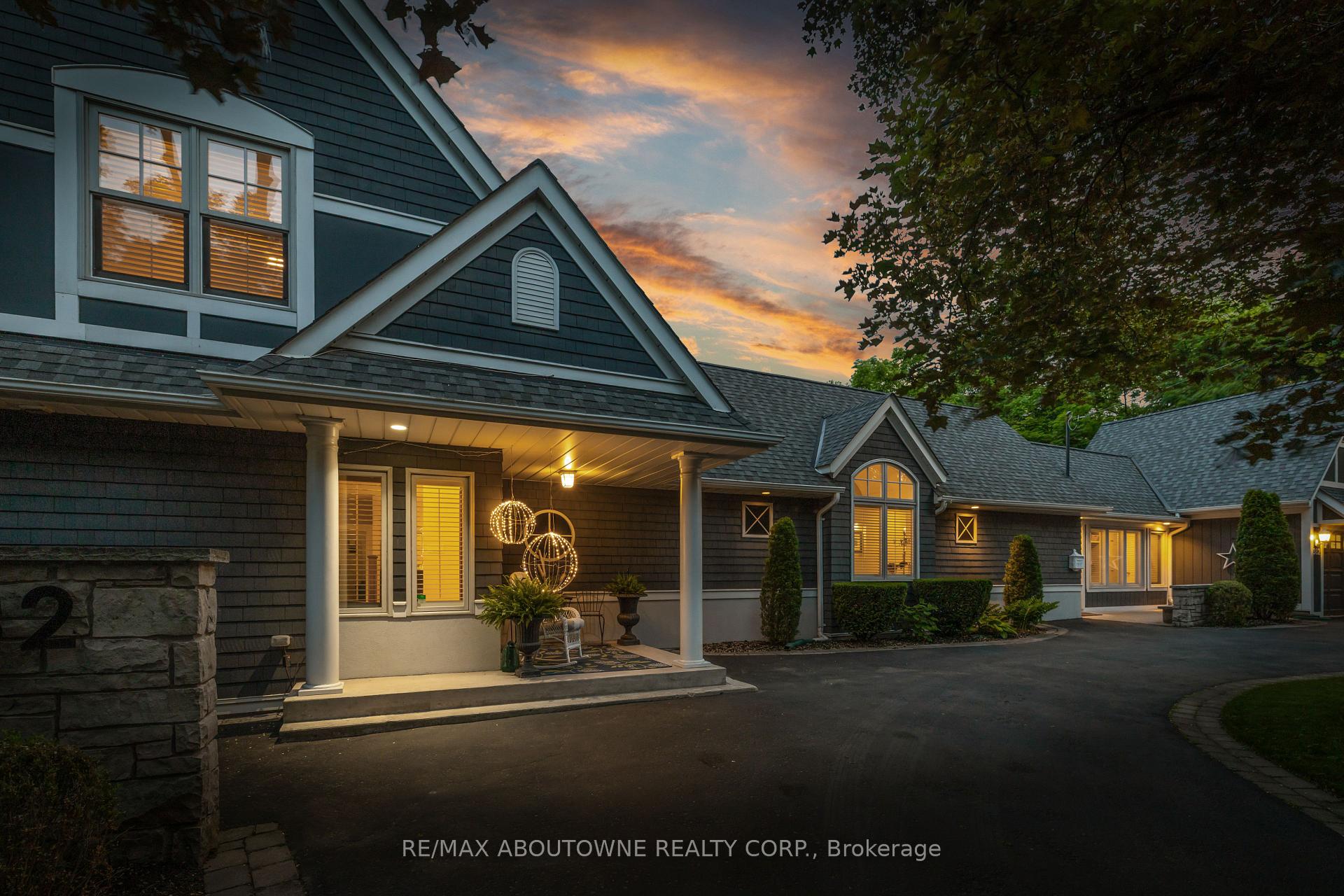 Photo 2 of 382 Trafalgar Road, Oakville, Old Oakville — HOMEH