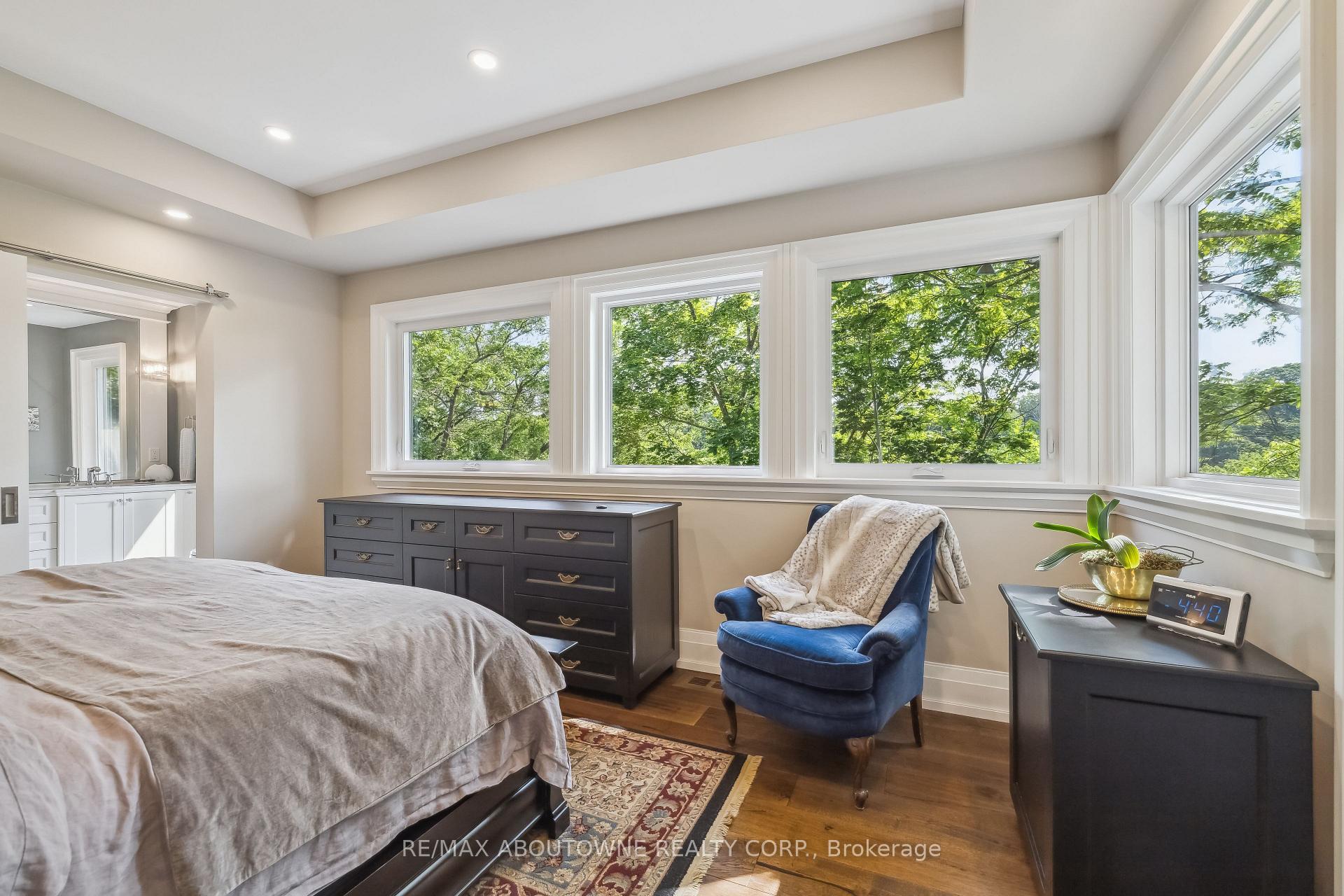 Photo 21 of 382 Trafalgar Road, Oakville, Old Oakville — HOMEH