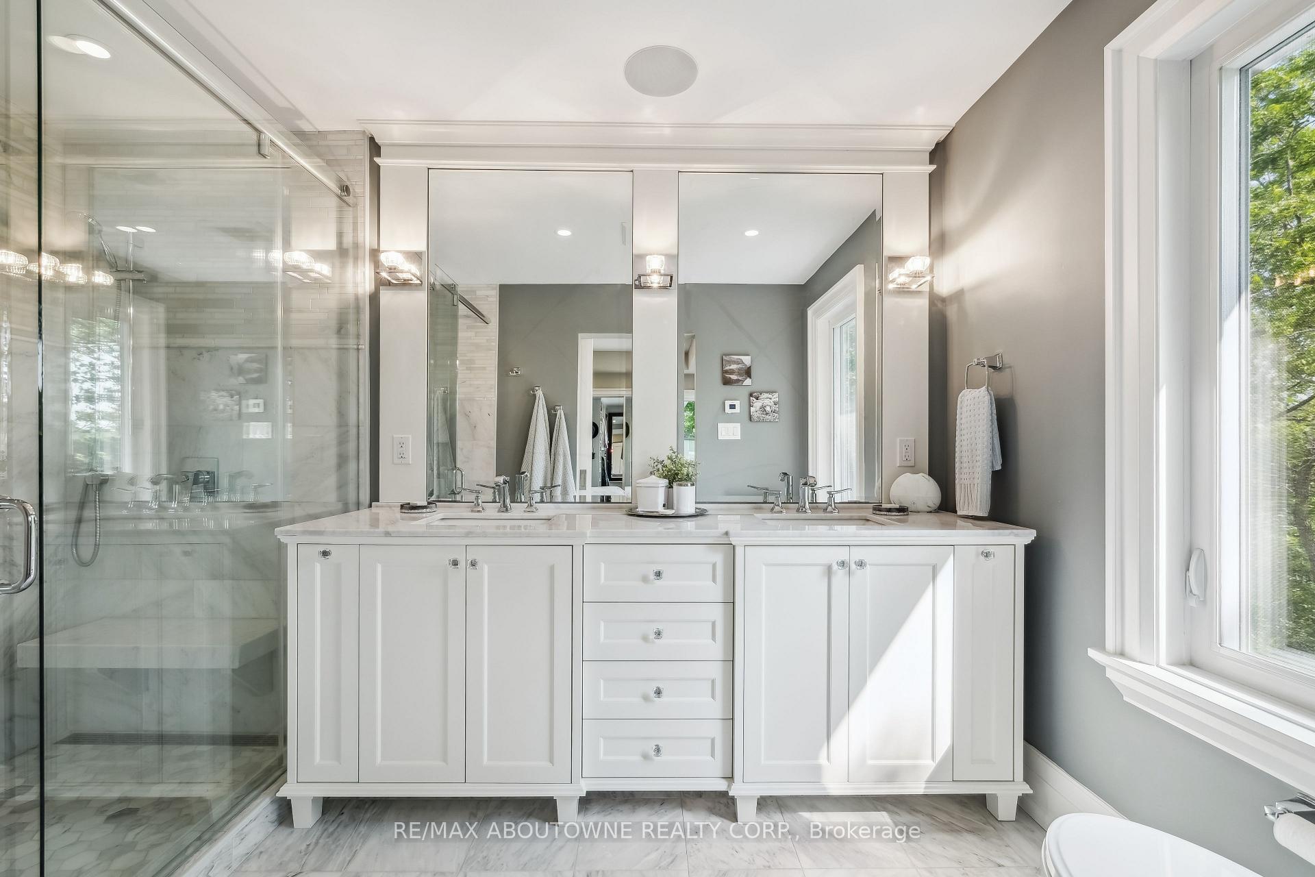 Photo 23 of 382 Trafalgar Road, Oakville, Old Oakville — HOMEH