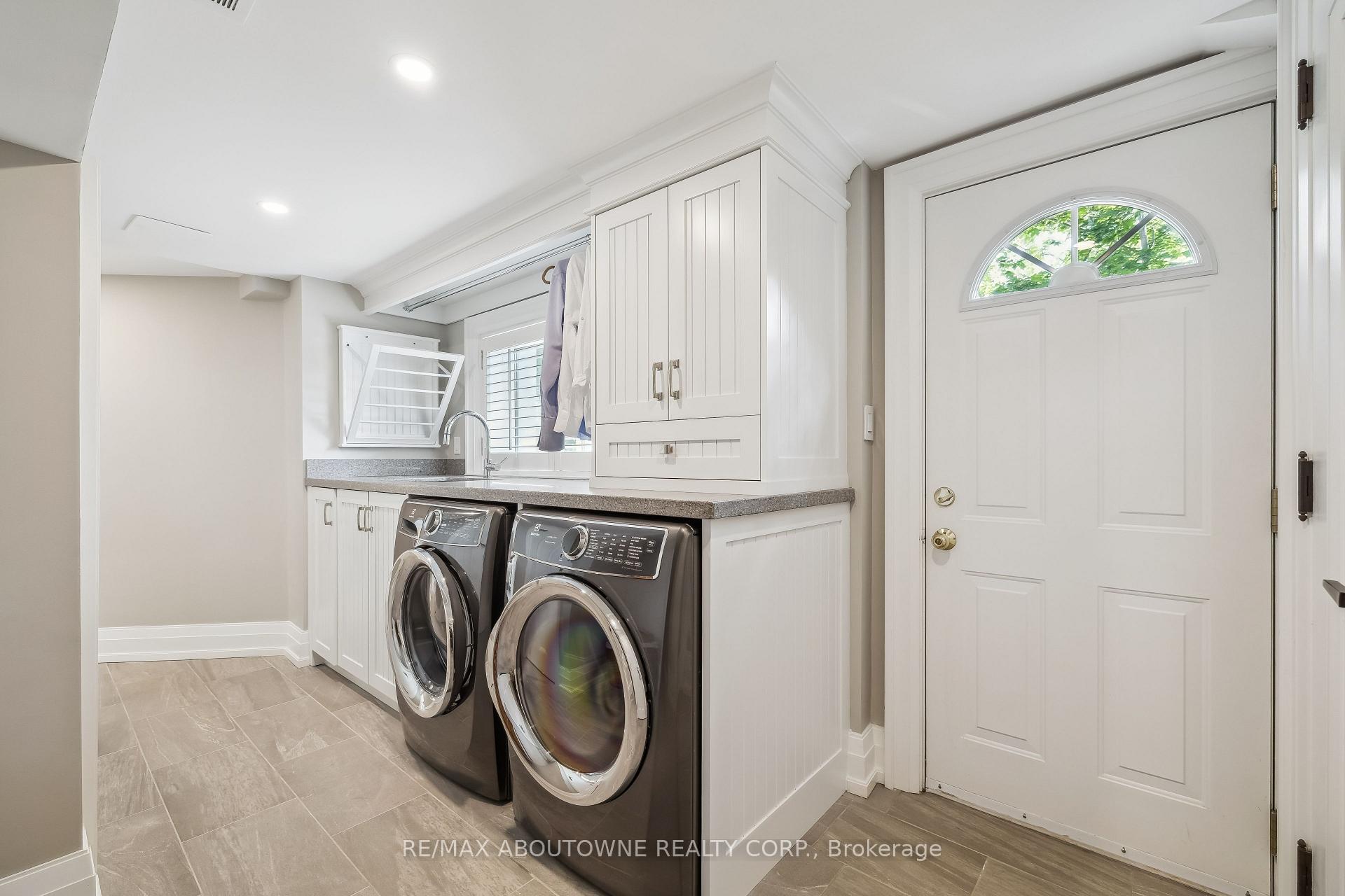 Photo 30 of 382 Trafalgar Road, Oakville, Old Oakville — HOMEH