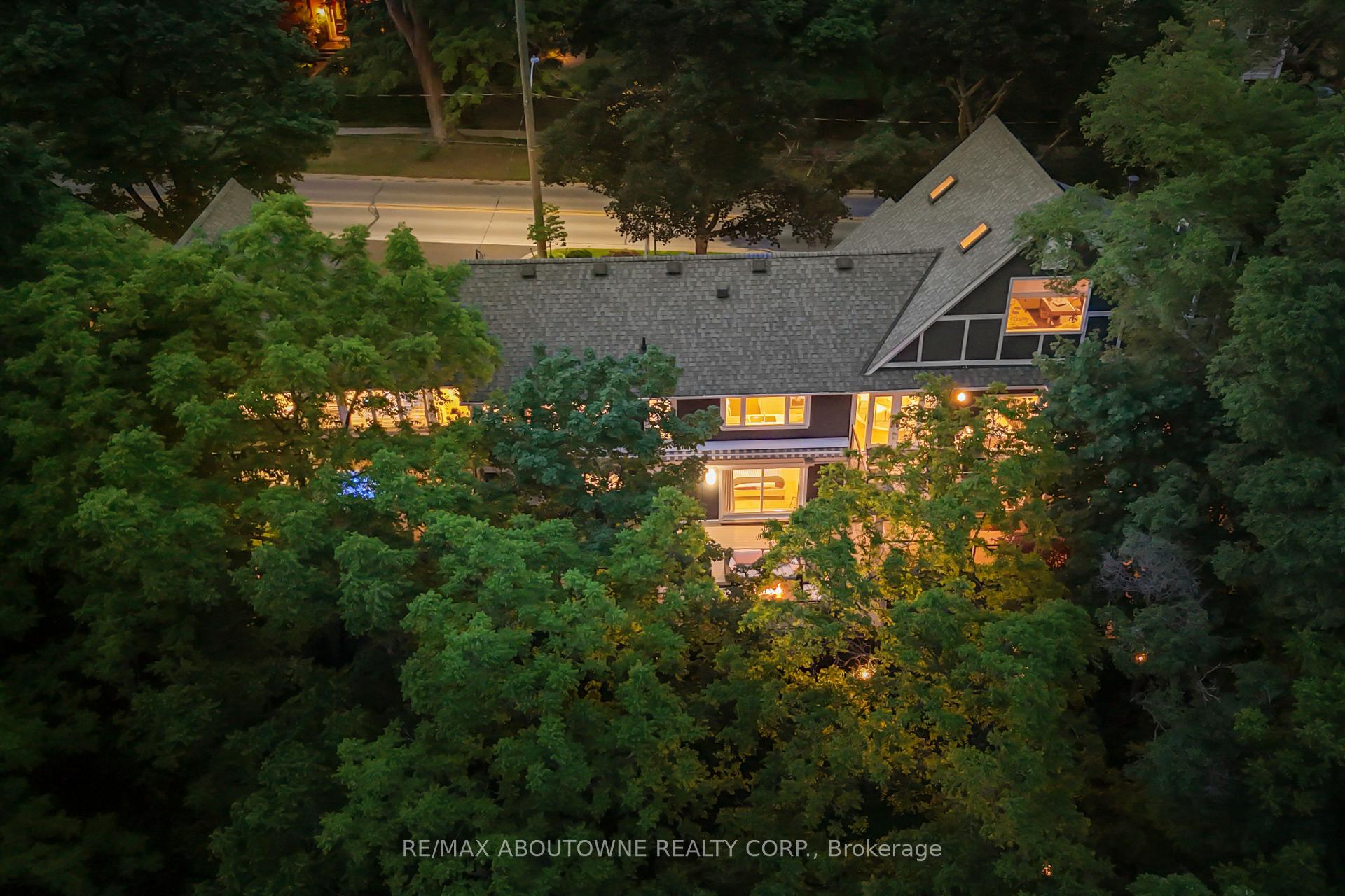 Photo 47 of 382 Trafalgar Road, Oakville, Old Oakville — HOMEH