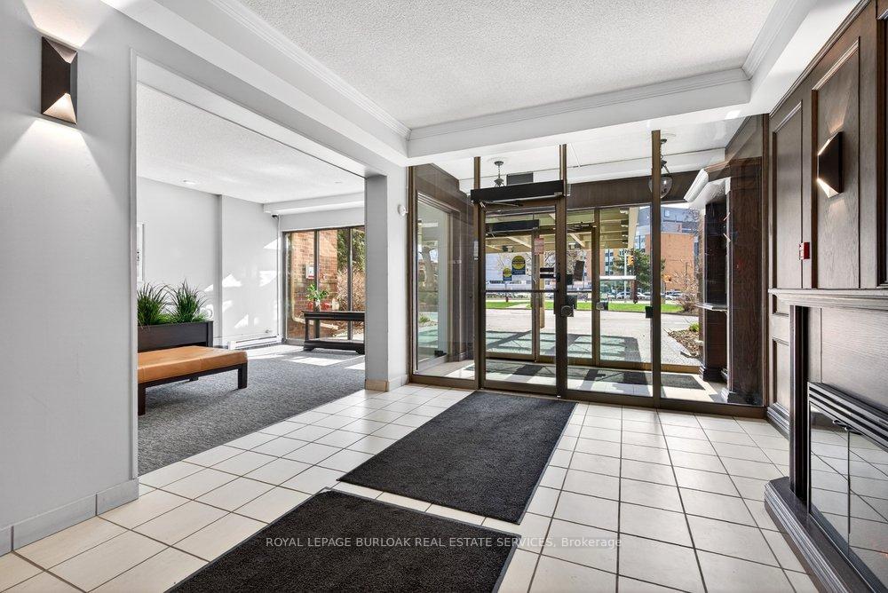 Photo 3 of Unit 710, 1225 North Shore Boulevard E, Burlington, Brant — HOMEH