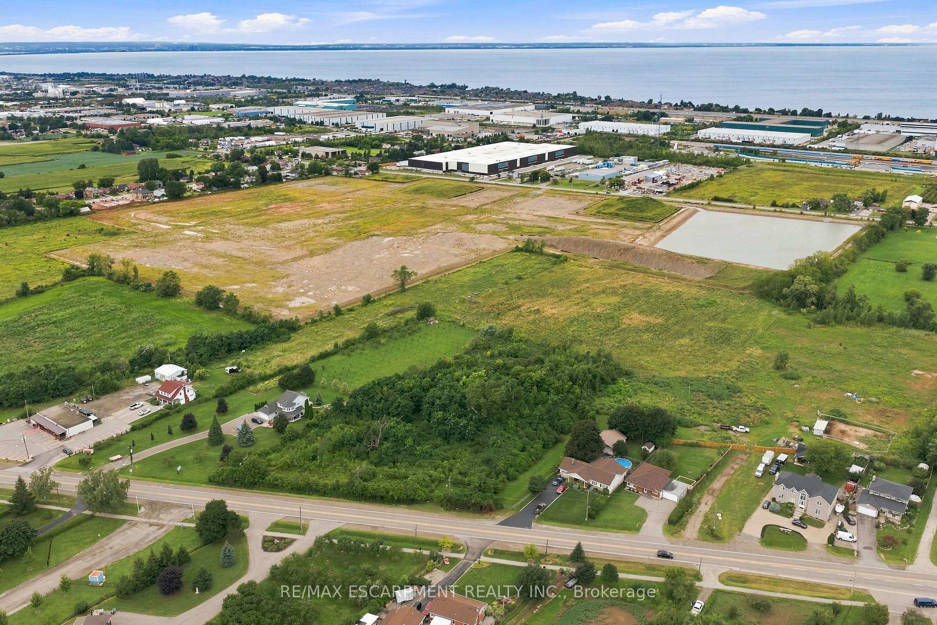 Photo 2 of 1109 Highway 8, Hamilton, Fruitland — HOMEH