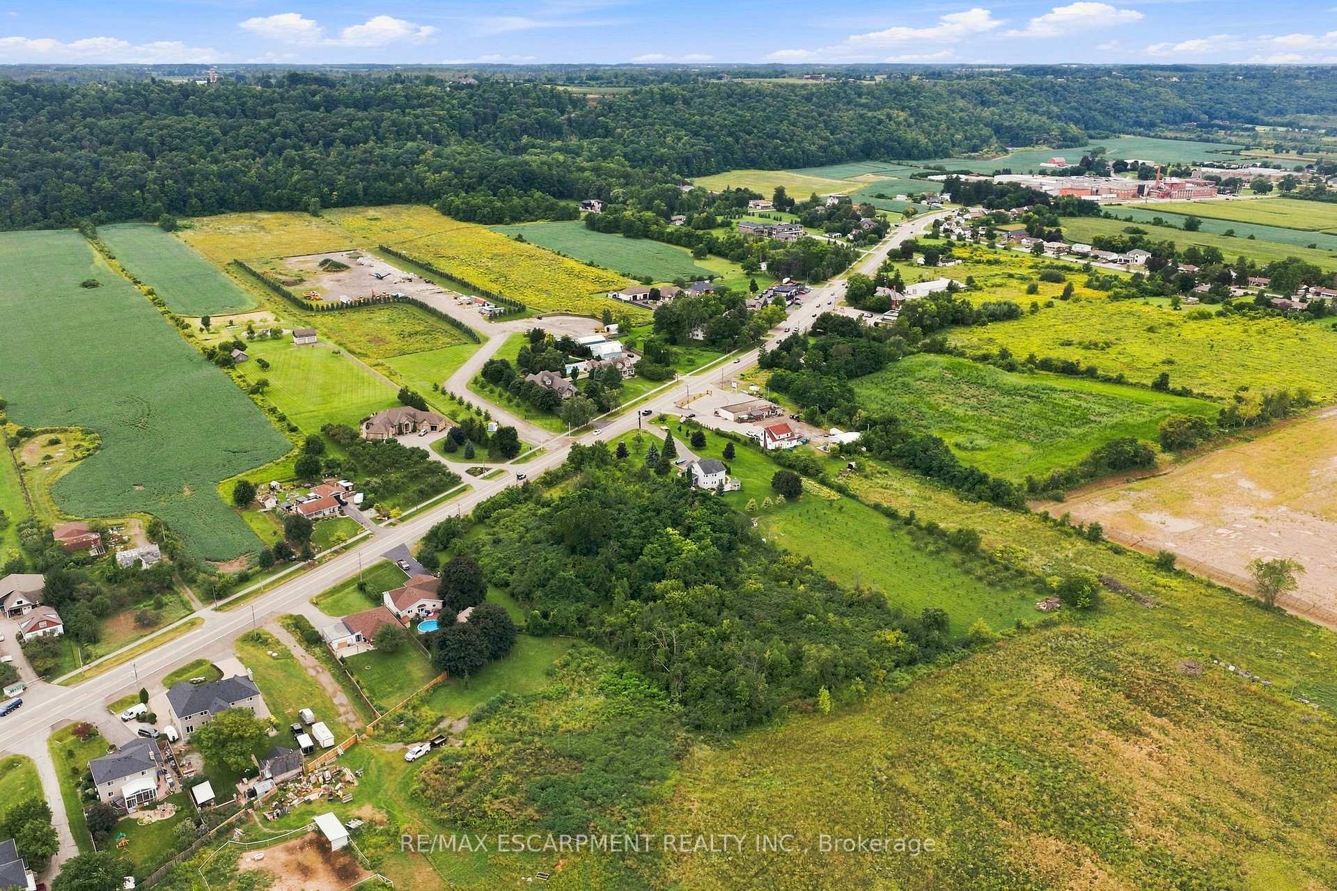 Photo 4 of 1109 Highway 8, Hamilton, Fruitland — HOMEH