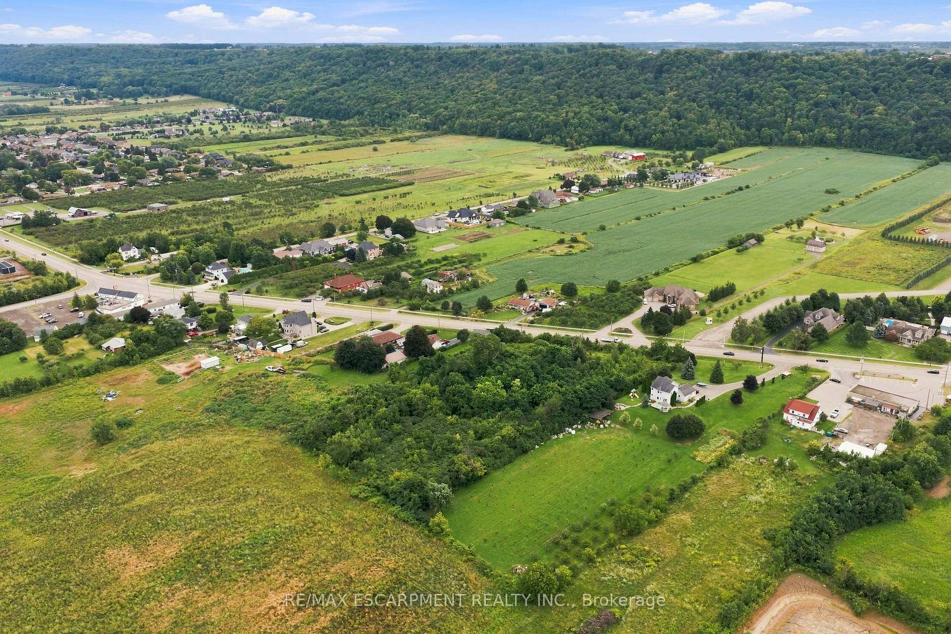 Photo 6 of 1109 Highway 8, Hamilton, Fruitland — HOMEH