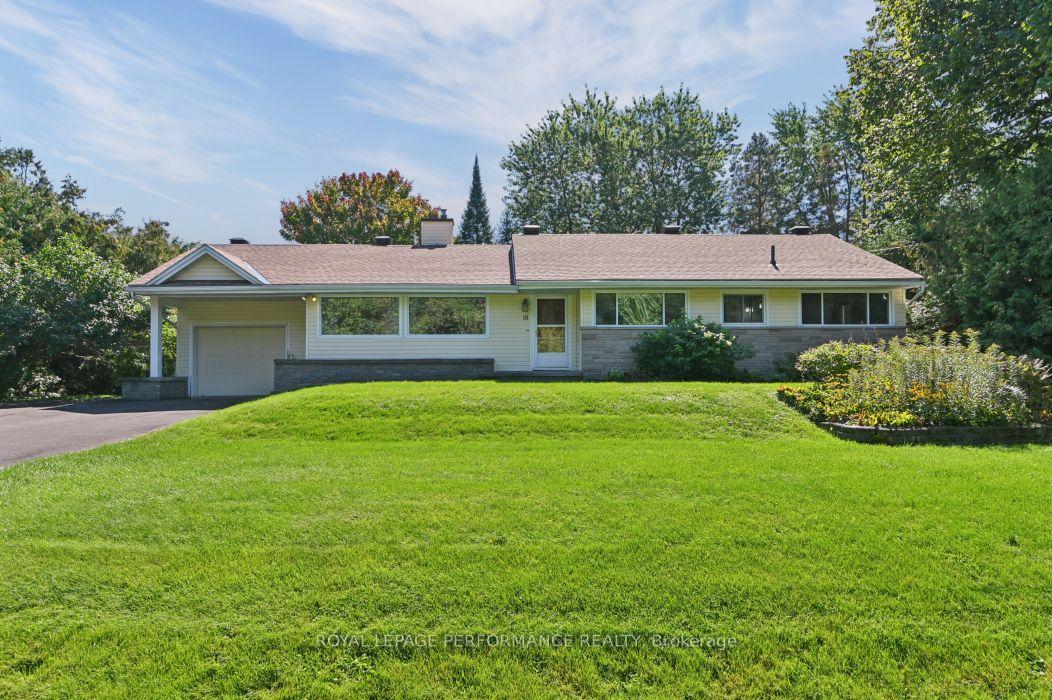 Photo 1 of 18 Honey Gables Drive, Ottawa, Riverside South/Gloucester Glen — HOMEH