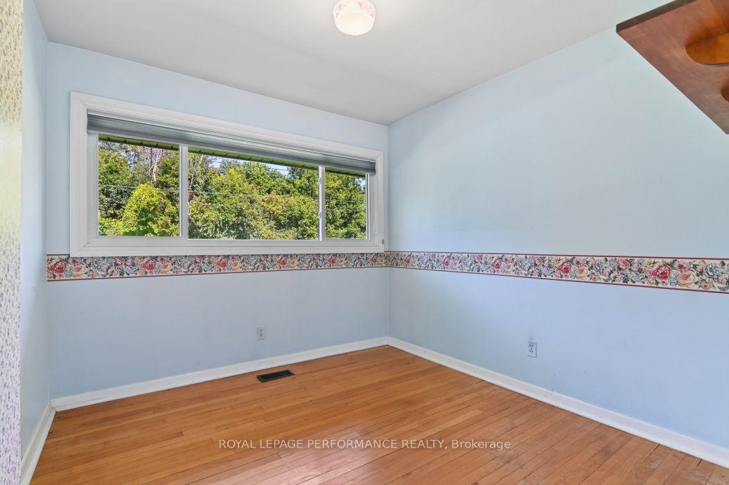 Photo 18 of 18 Honey Gables Drive, Ottawa, Riverside South/Gloucester Glen — HOMEH