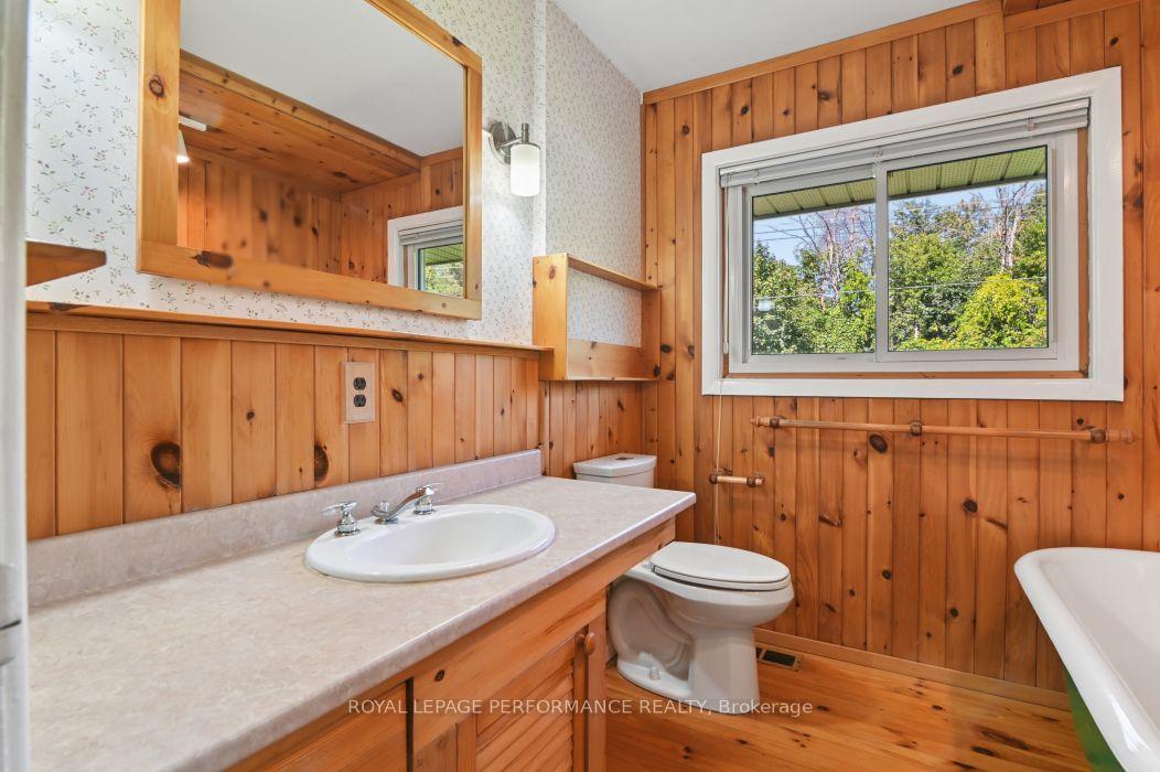 Photo 19 of 18 Honey Gables Drive, Ottawa, Riverside South/Gloucester Glen — HOMEH