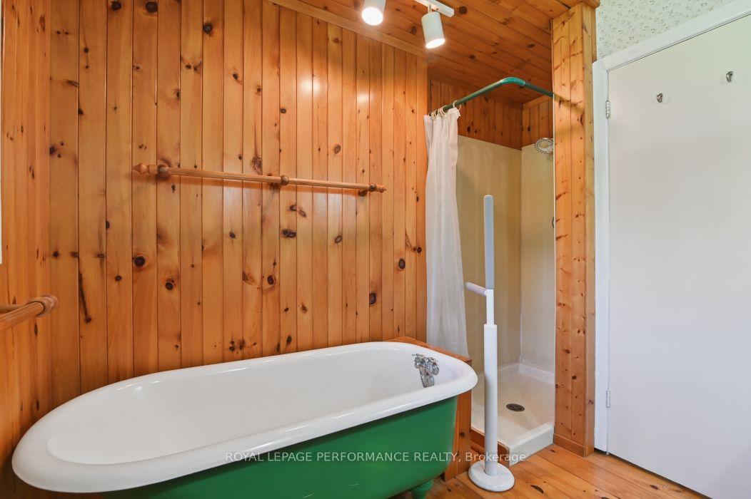 Photo 20 of 18 Honey Gables Drive, Ottawa, Riverside South/Gloucester Glen — HOMEH