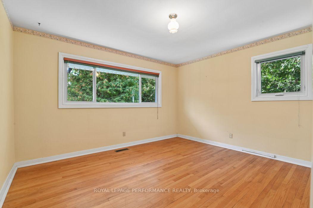 Photo 22 of 18 Honey Gables Drive, Ottawa, Riverside South/Gloucester Glen — HOMEH