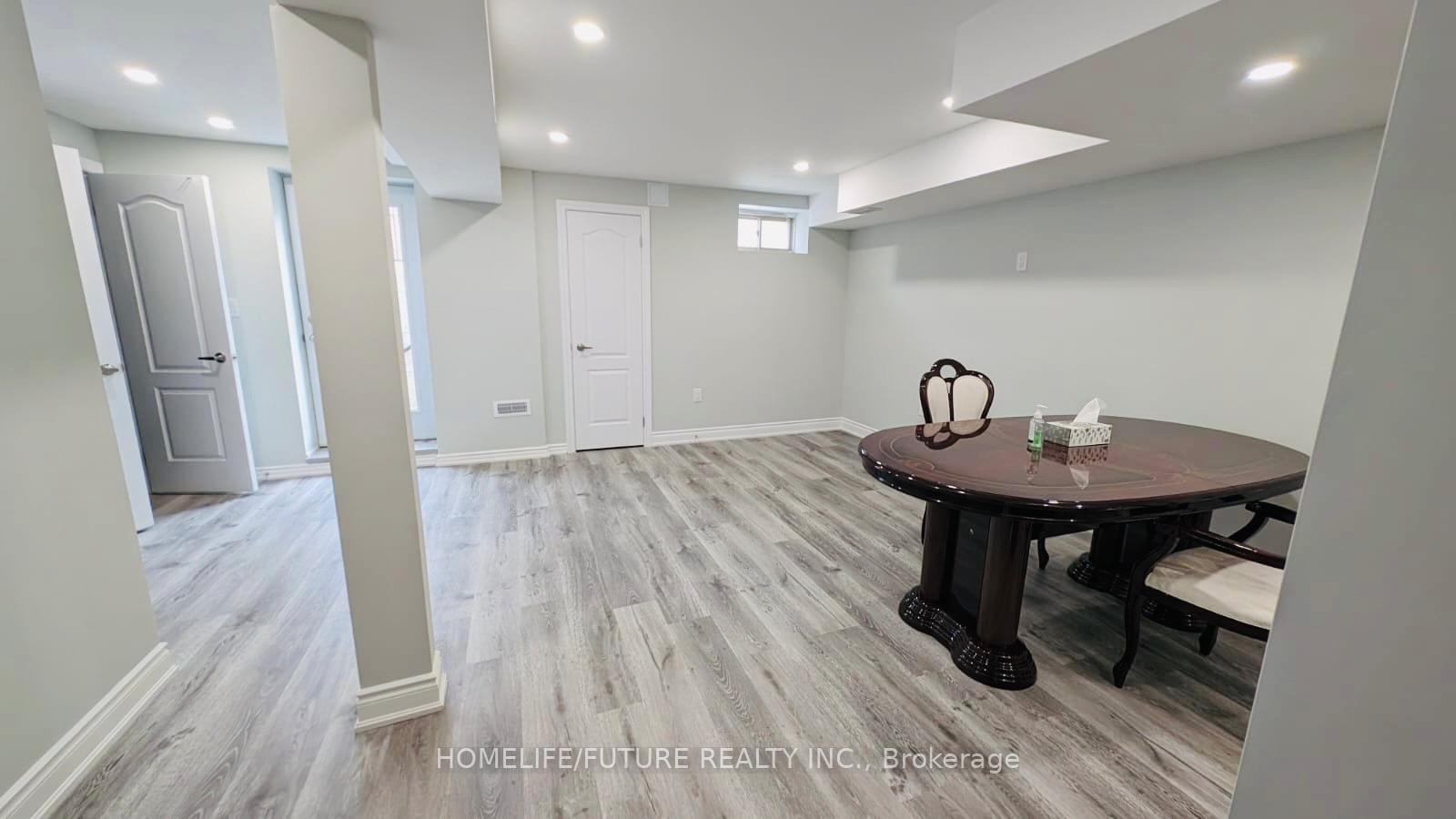 Photo 4 of Unit Bsmt, 271 East's Corners Boulevard, Vaughan, Kleinburg — HOMEH