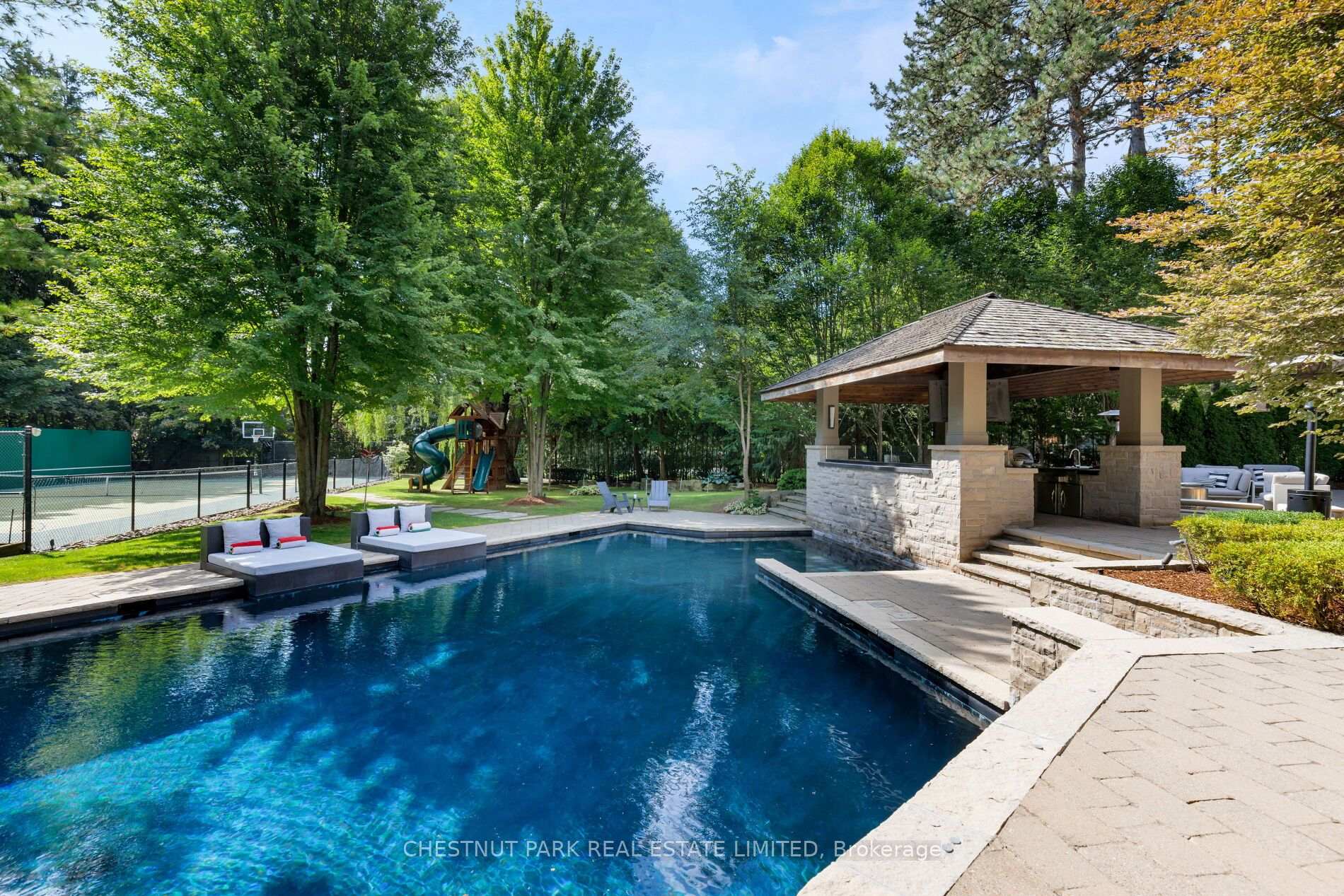 Photo 42 of 95 Bayview Ridge, North York, Bridle Path-Sunnybrook-York Mills — HOMEH